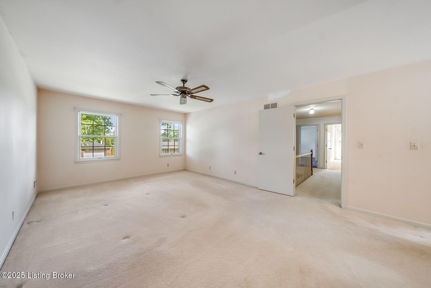 512 Lymington Ct