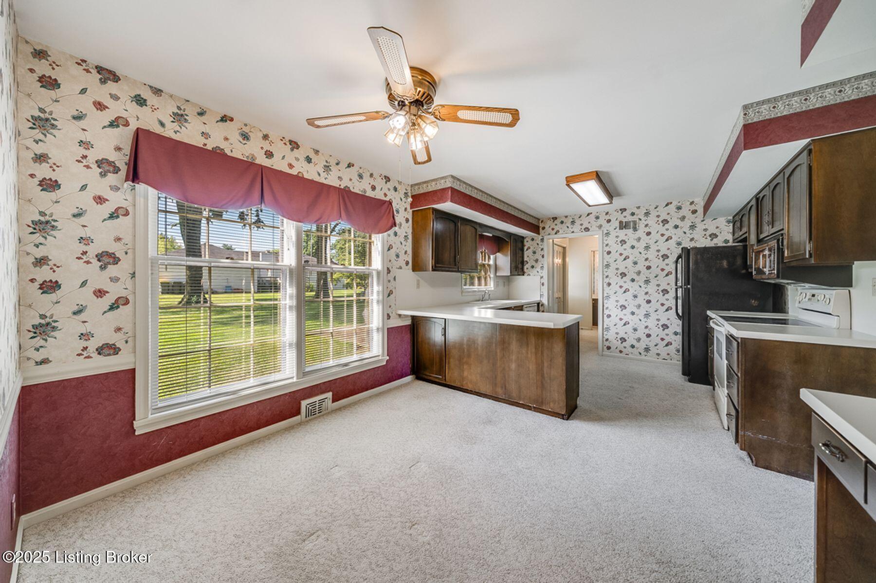 512 Lymington Ct