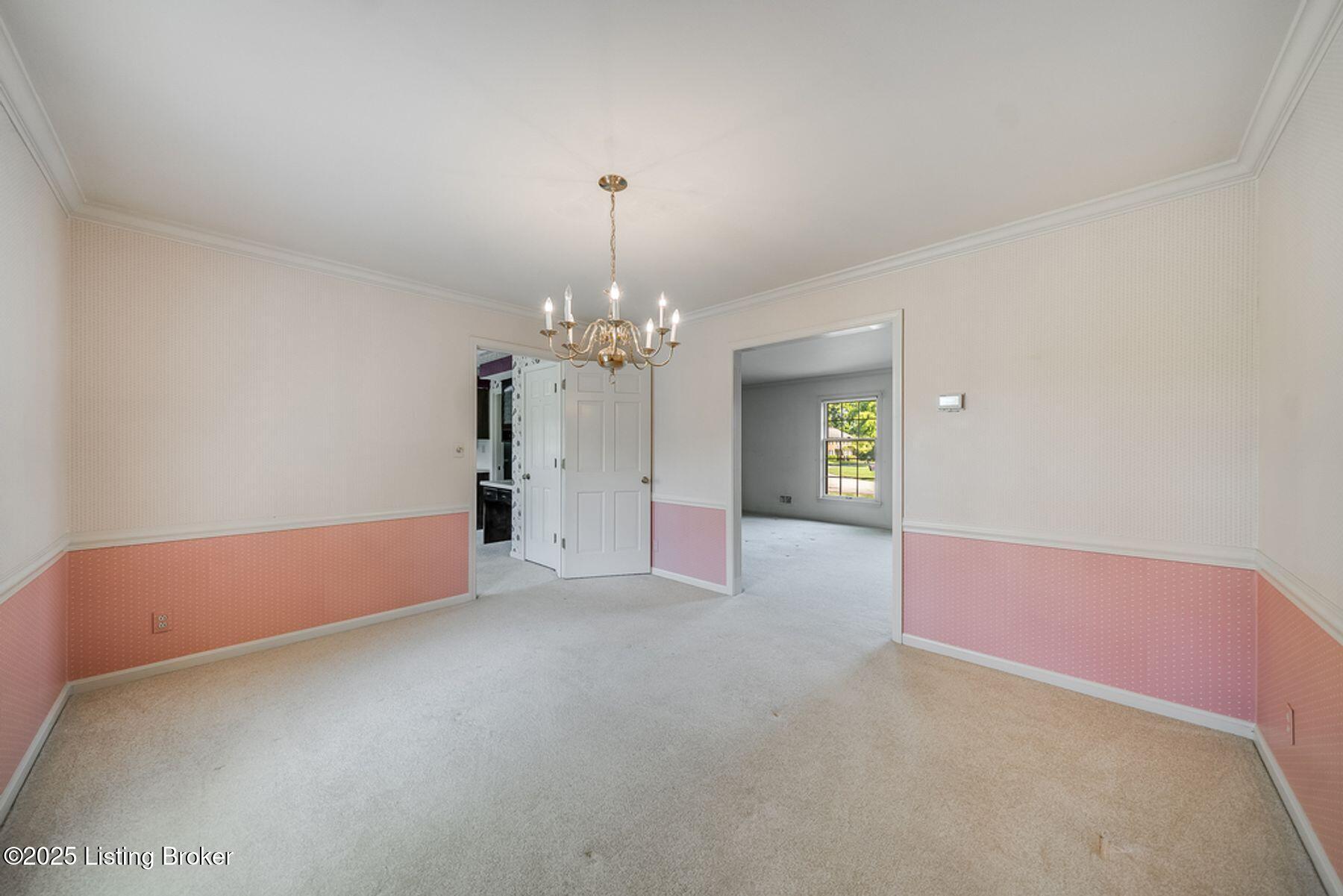 512 Lymington Ct