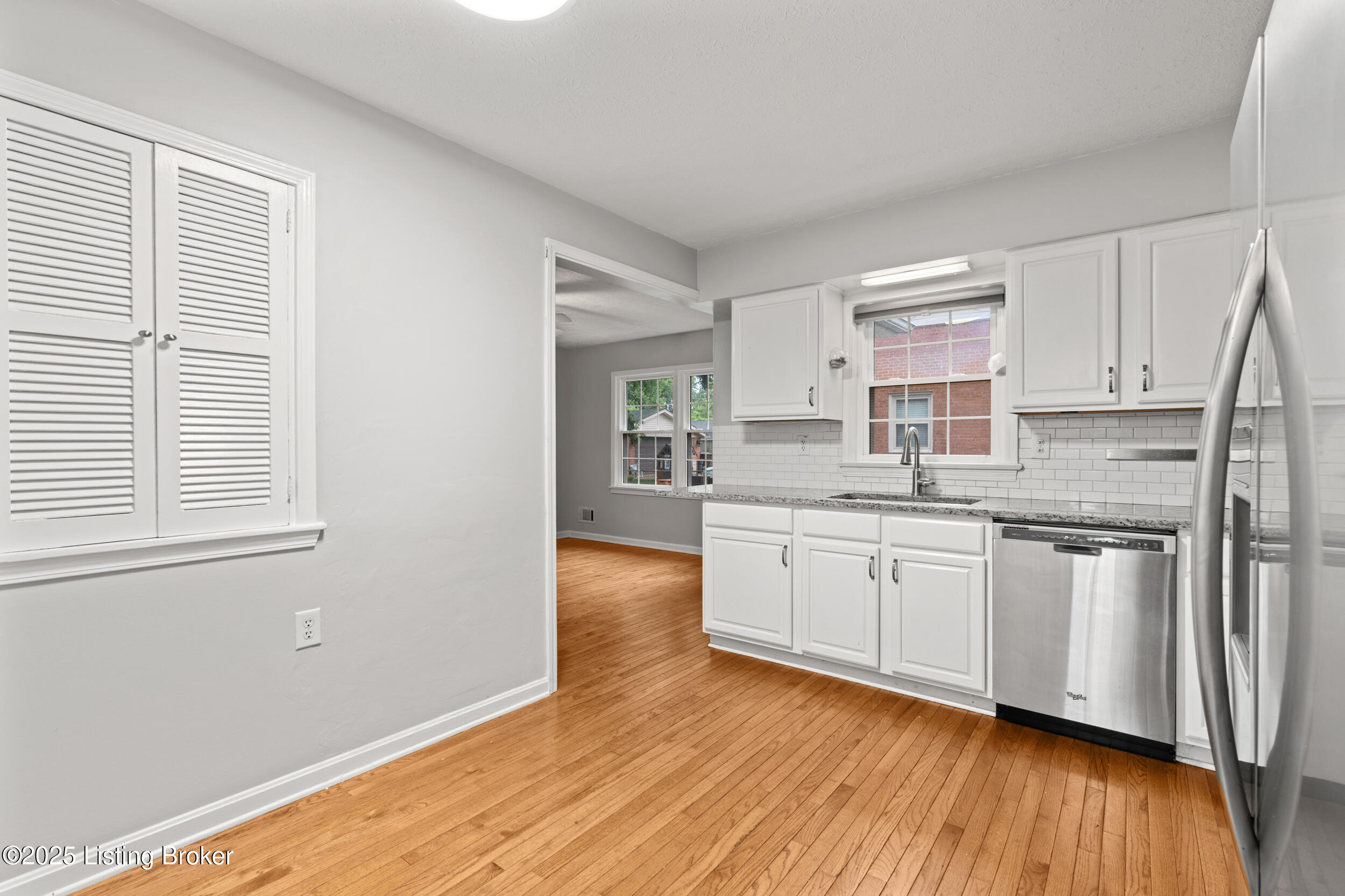 811 Girard Dr