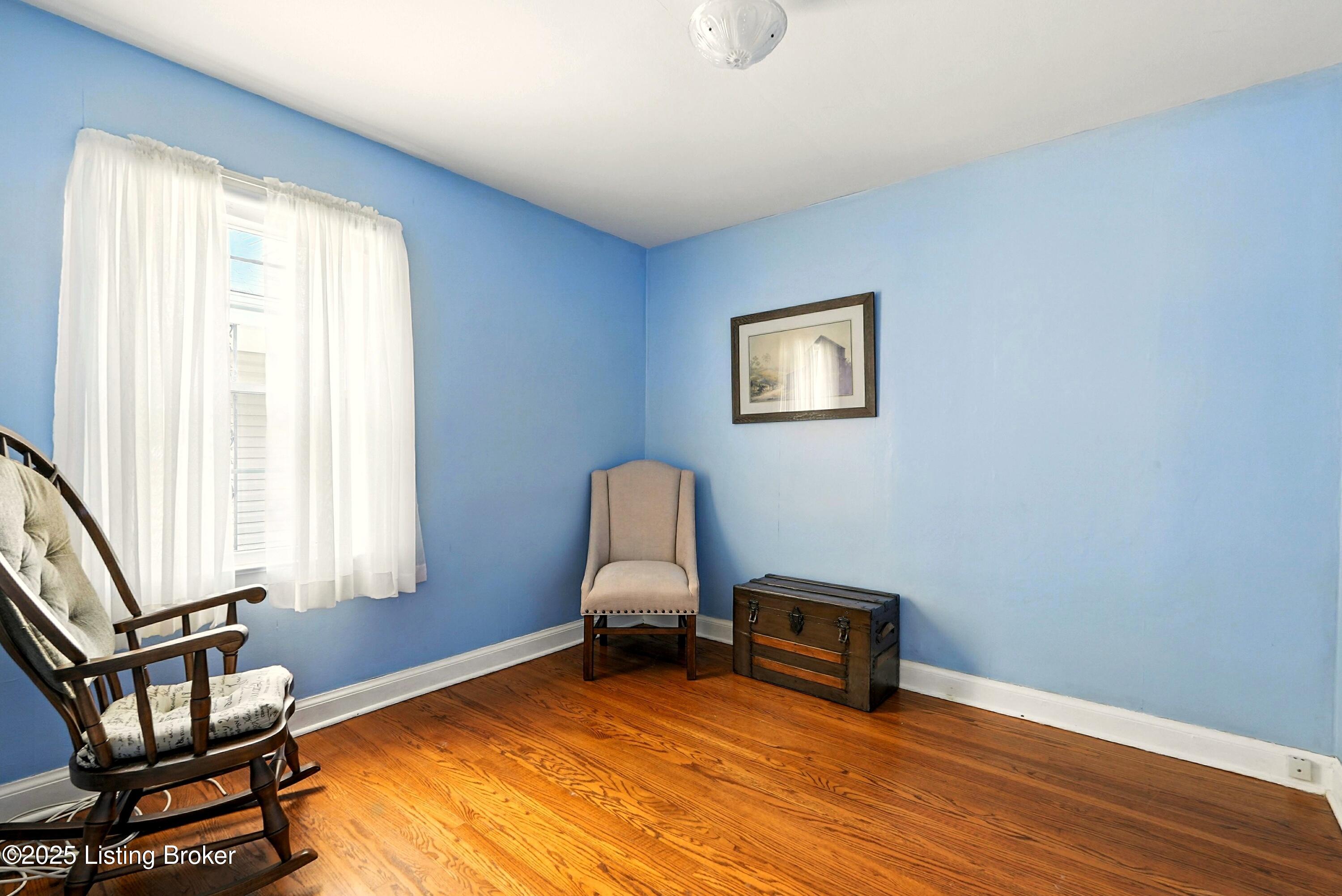 1341 Lillian Ave