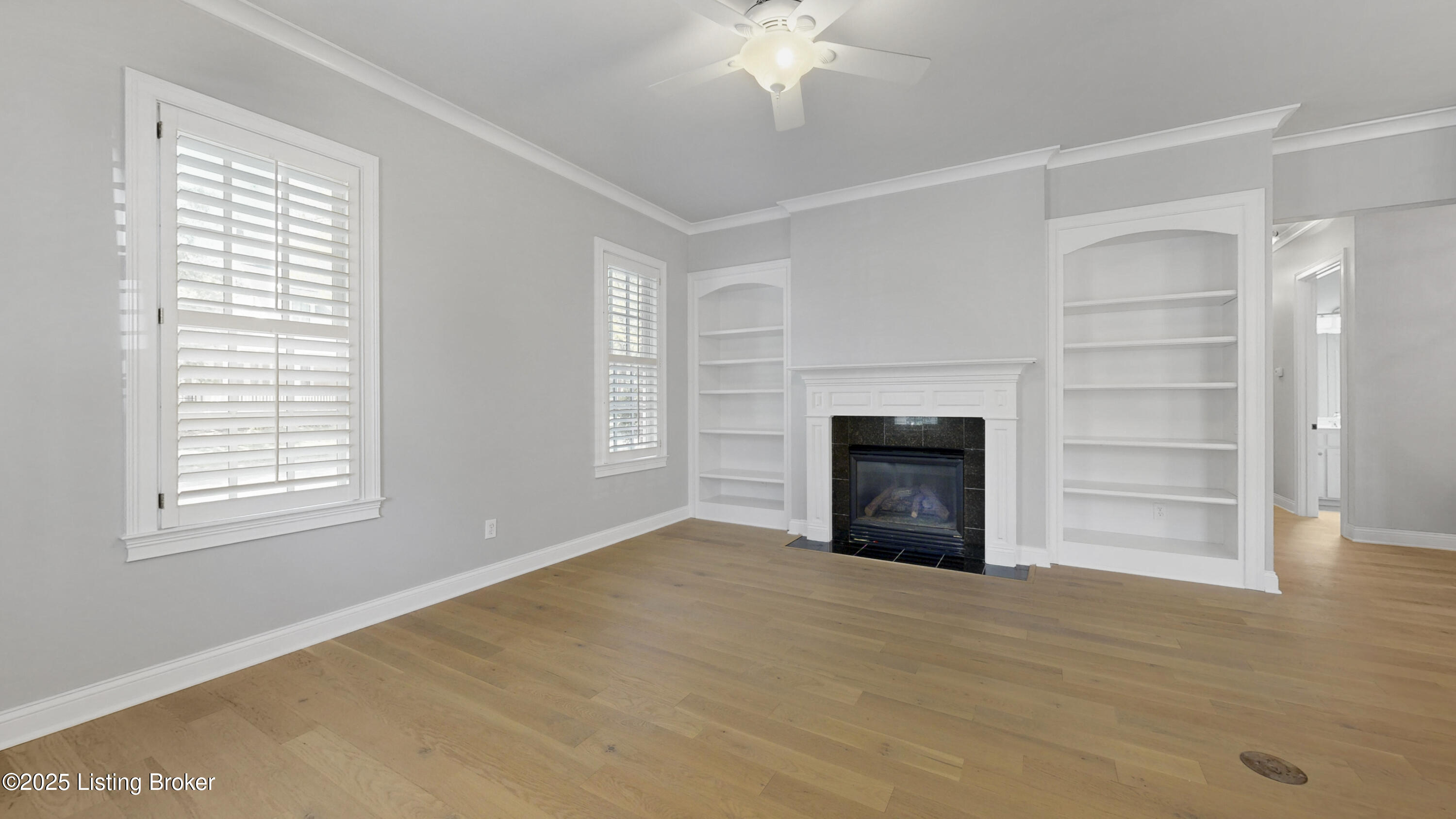9201 Dayflower St 101