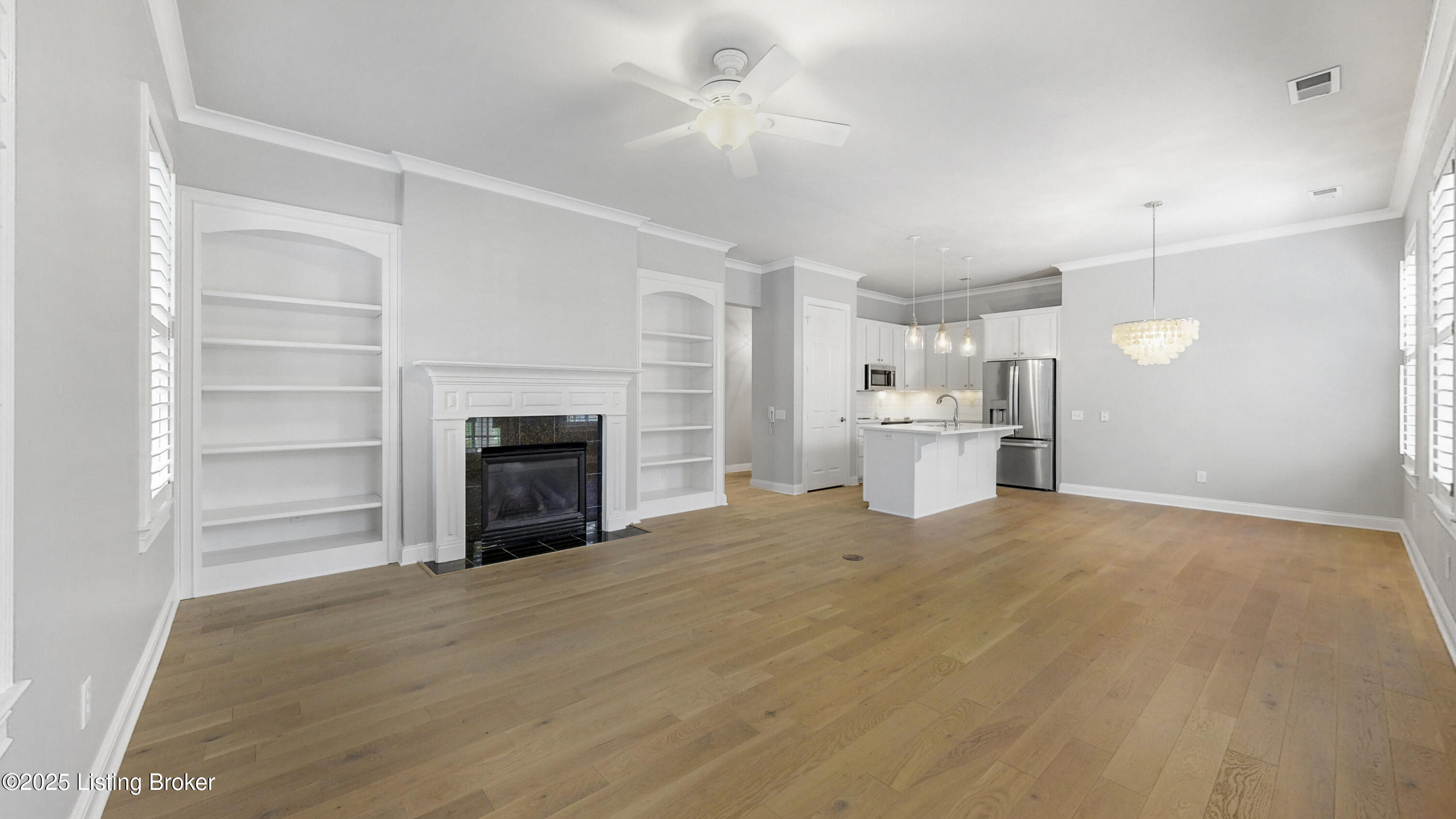 9201 Dayflower St 101