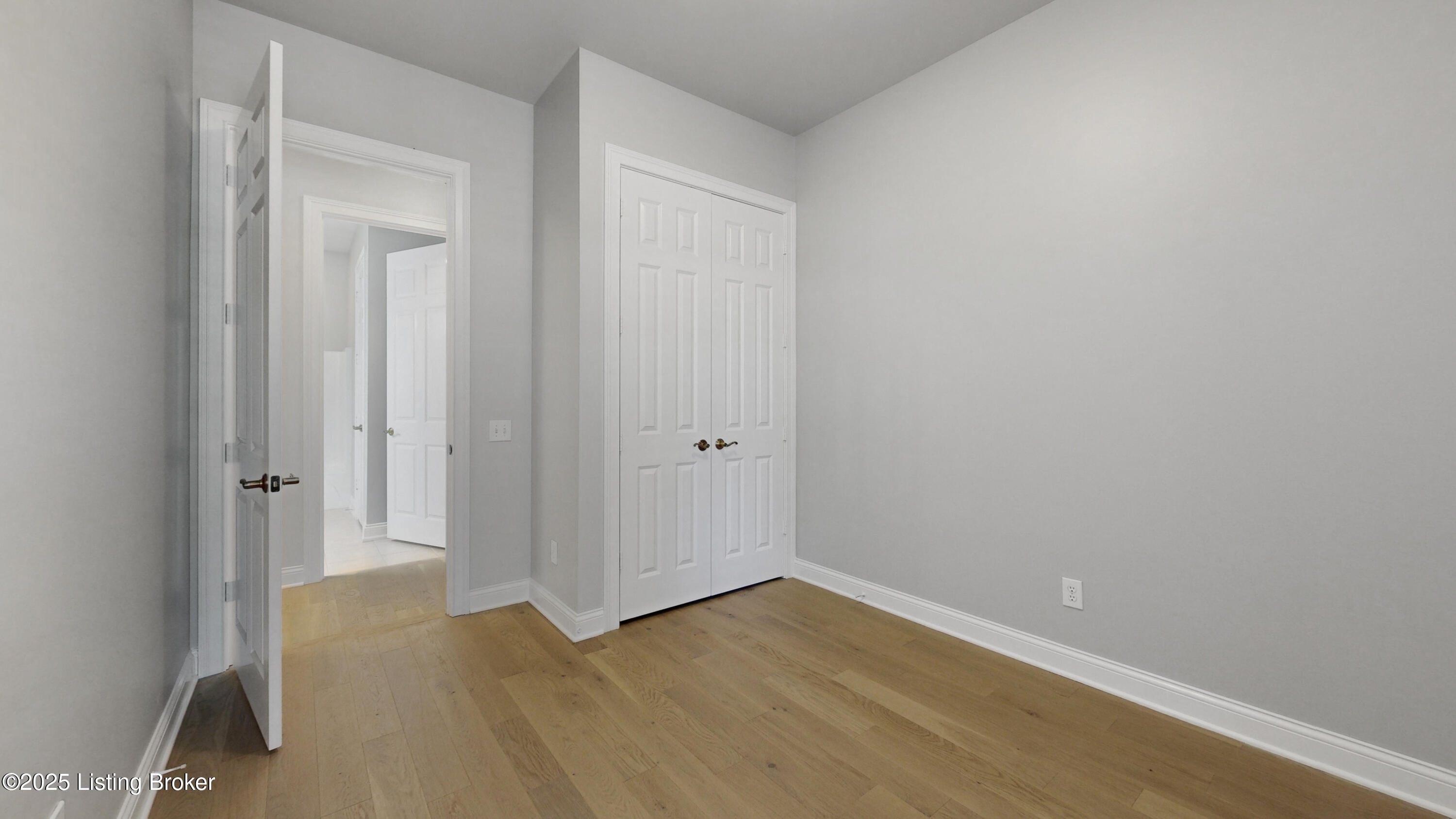 9201 Dayflower St 101