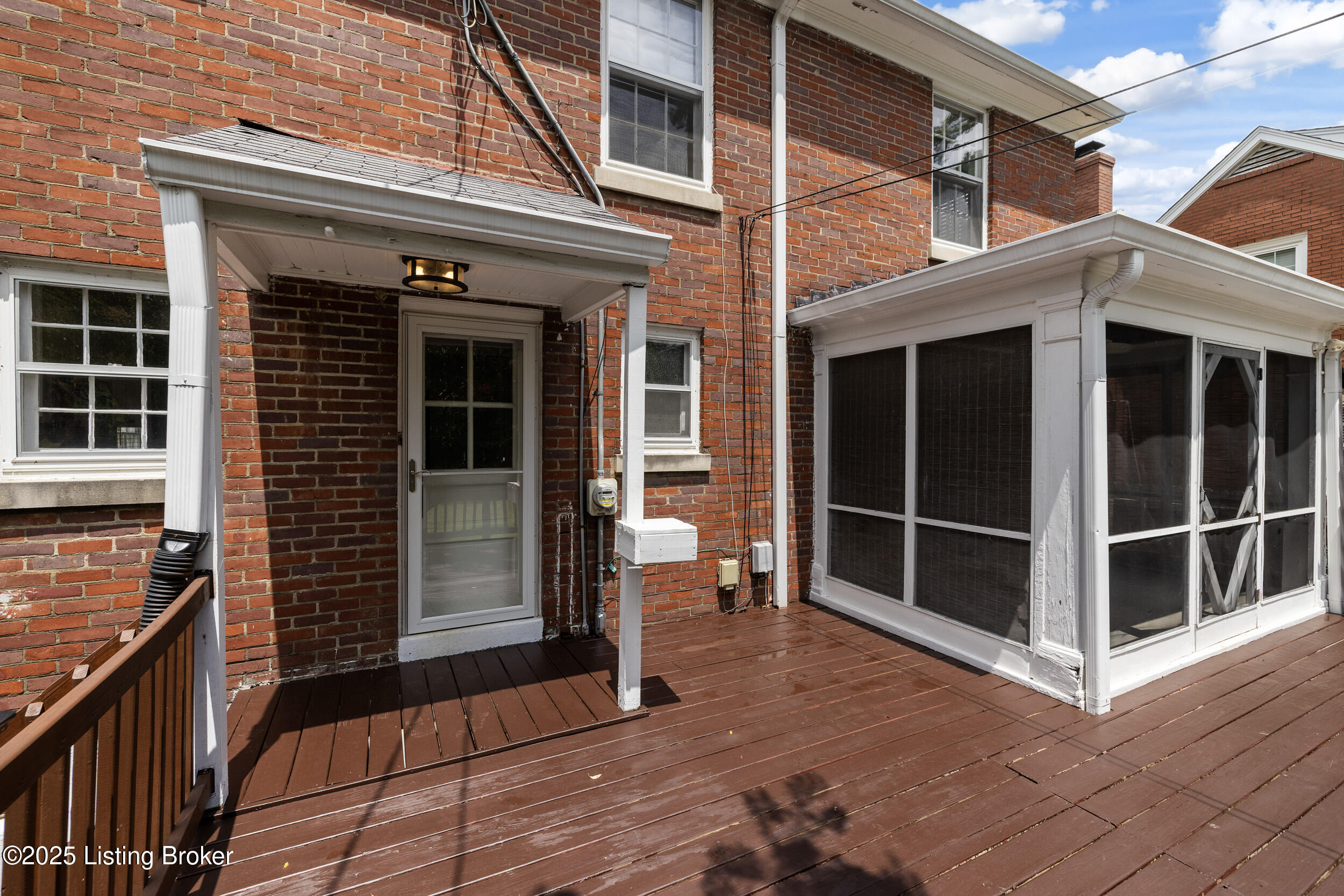 2214 Winston Ave