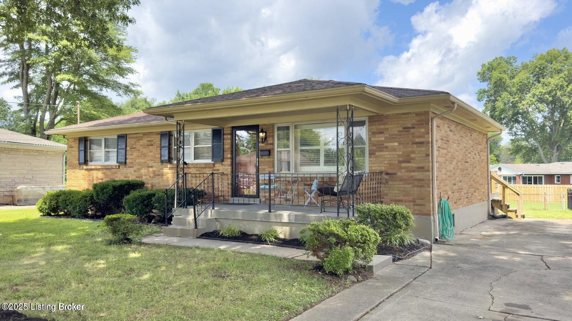 4416 Tara Ave