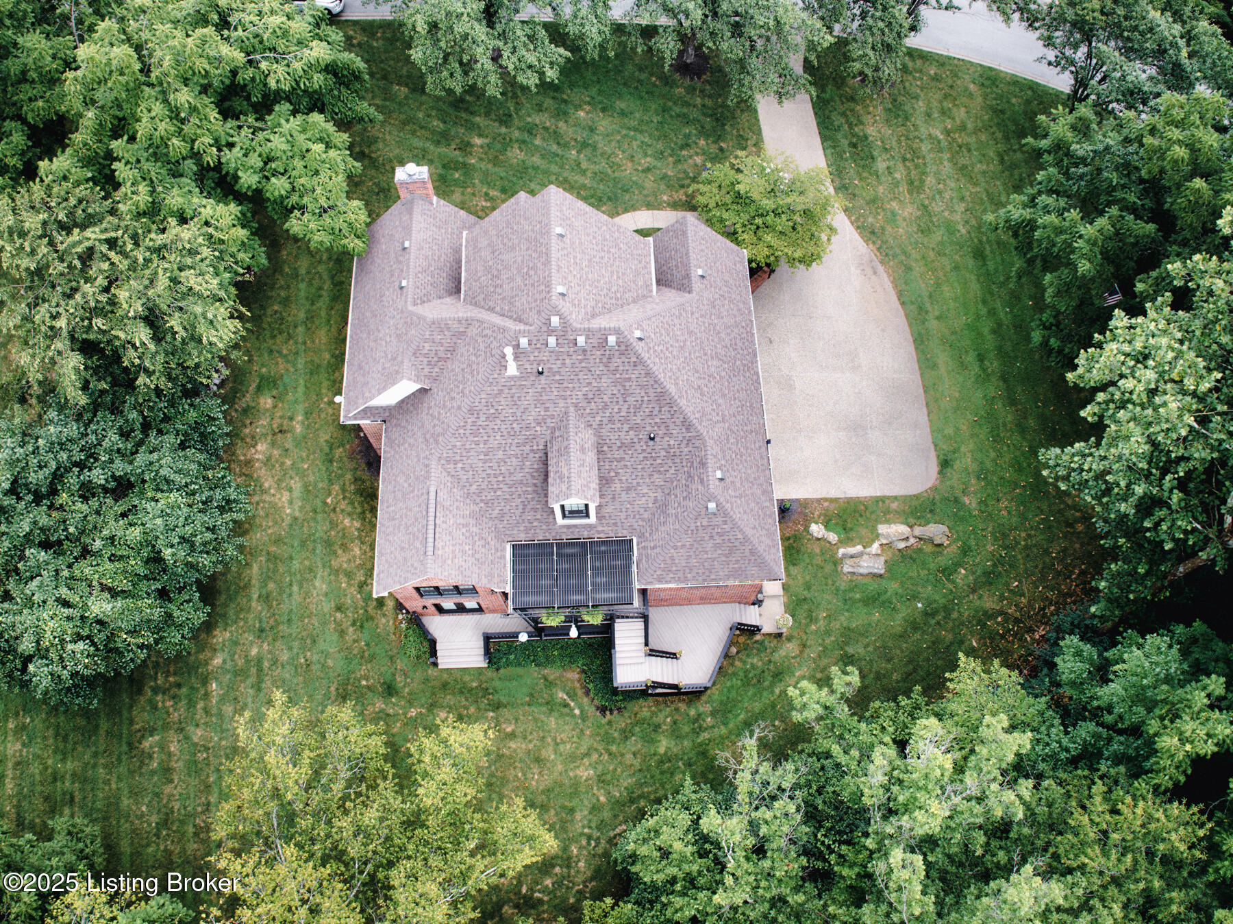 16801 Ash Glen Rd