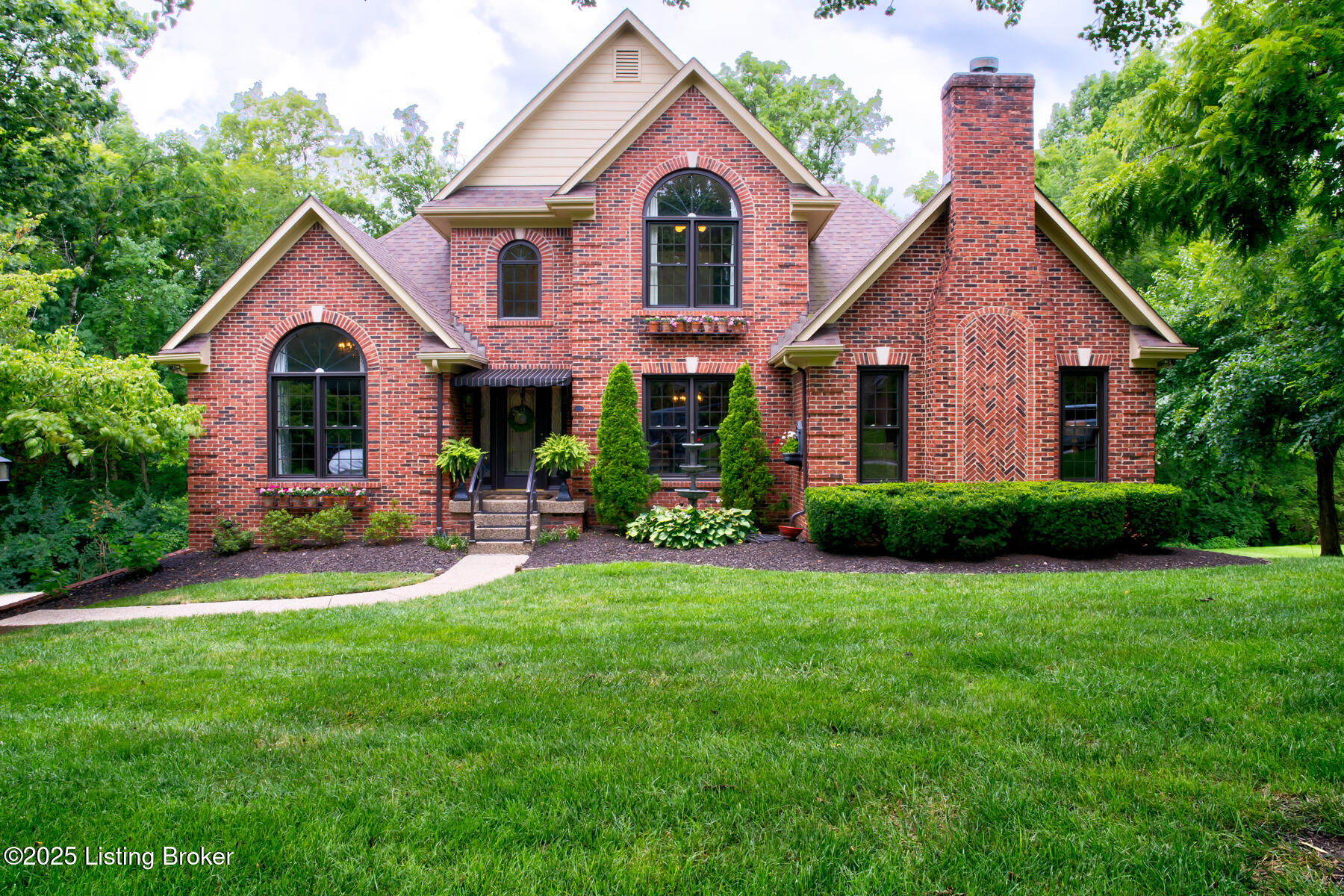 16801 Ash Glen Rd