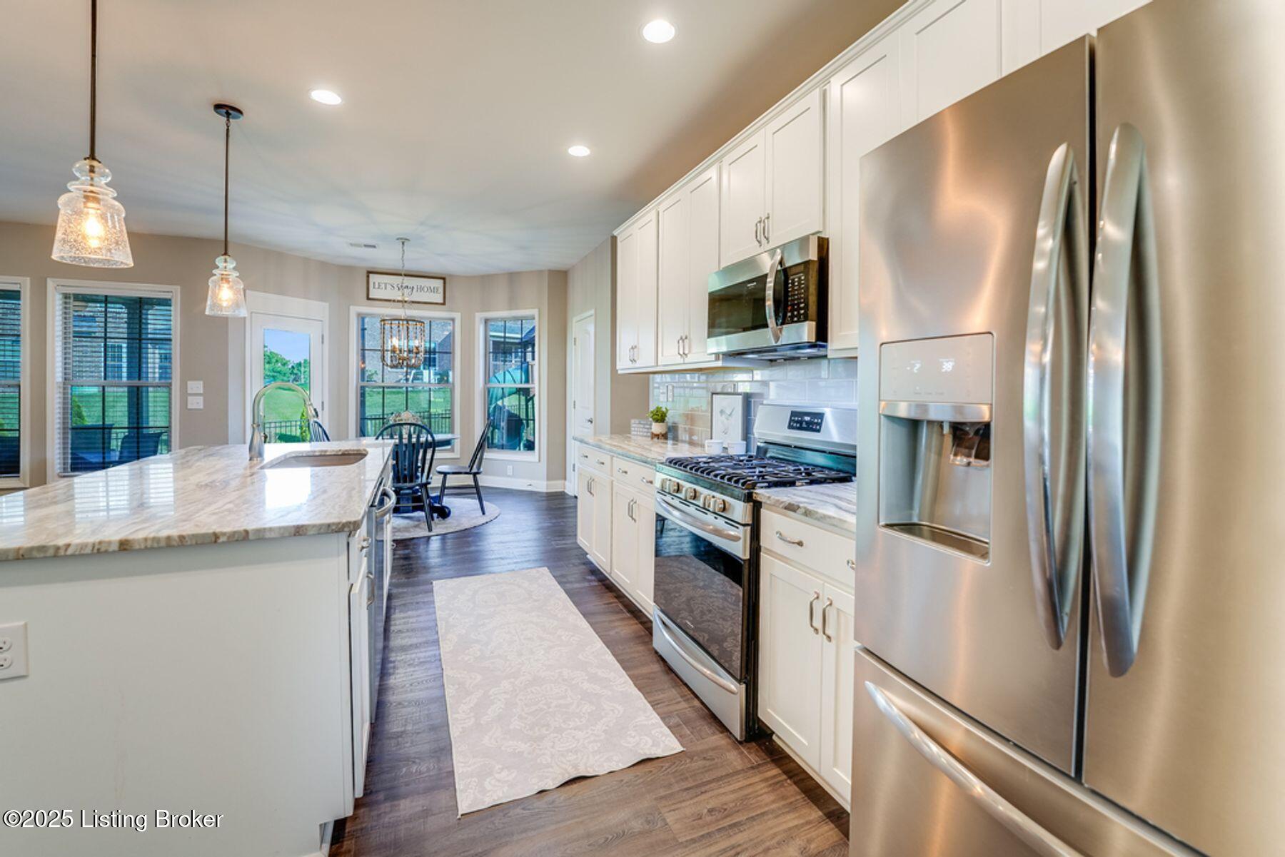 108 Charmwood Ct