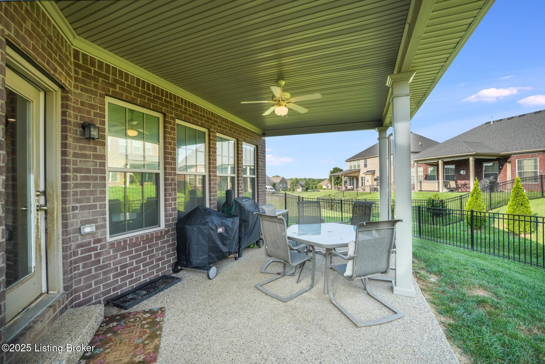 108 Charmwood Ct