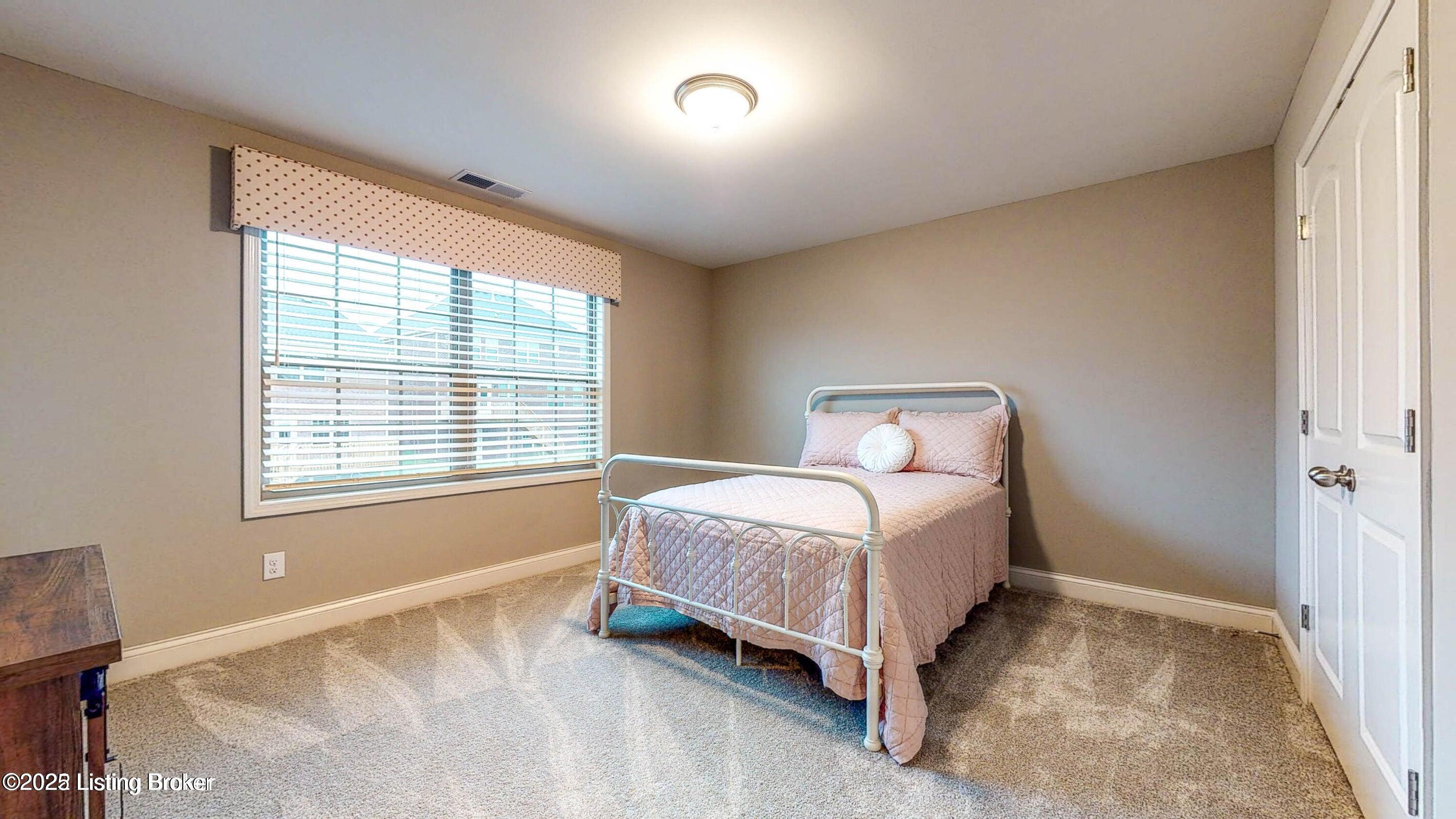 108 Charmwood Ct