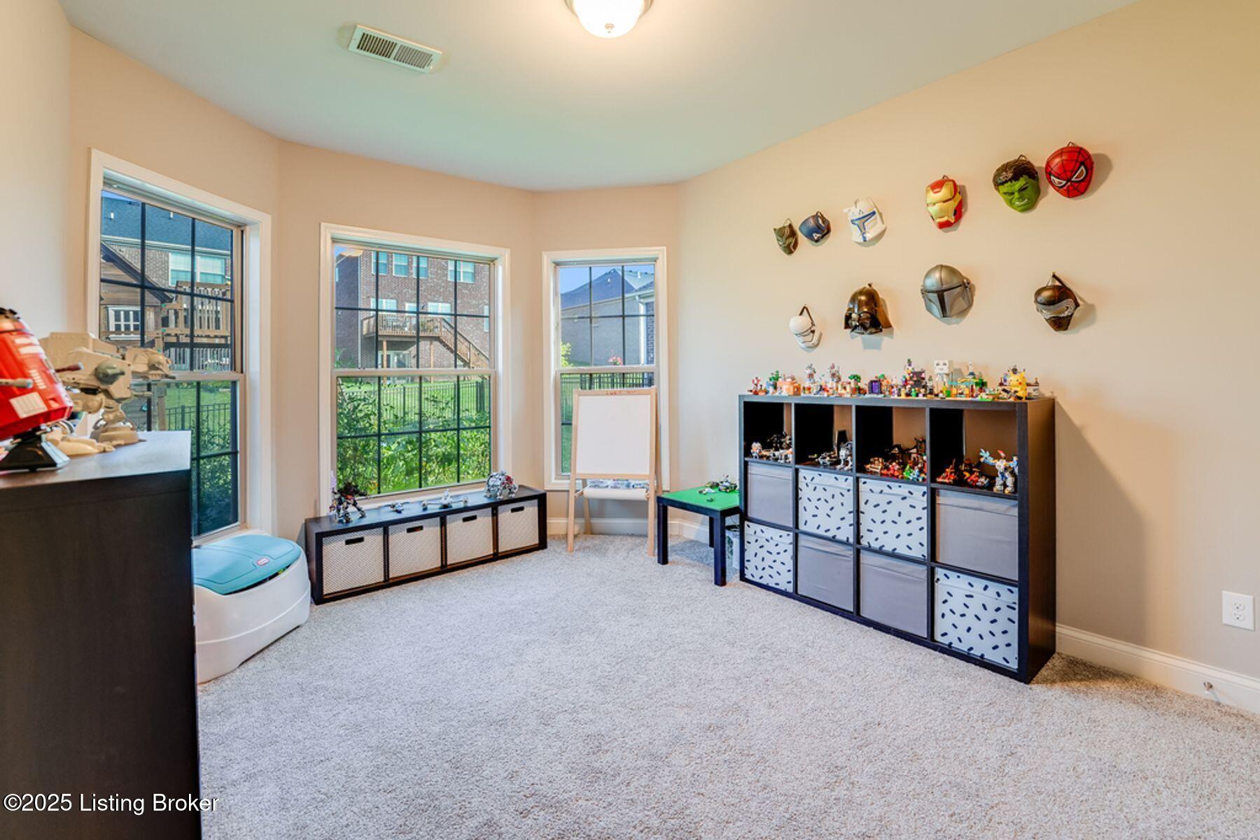 108 Charmwood Ct