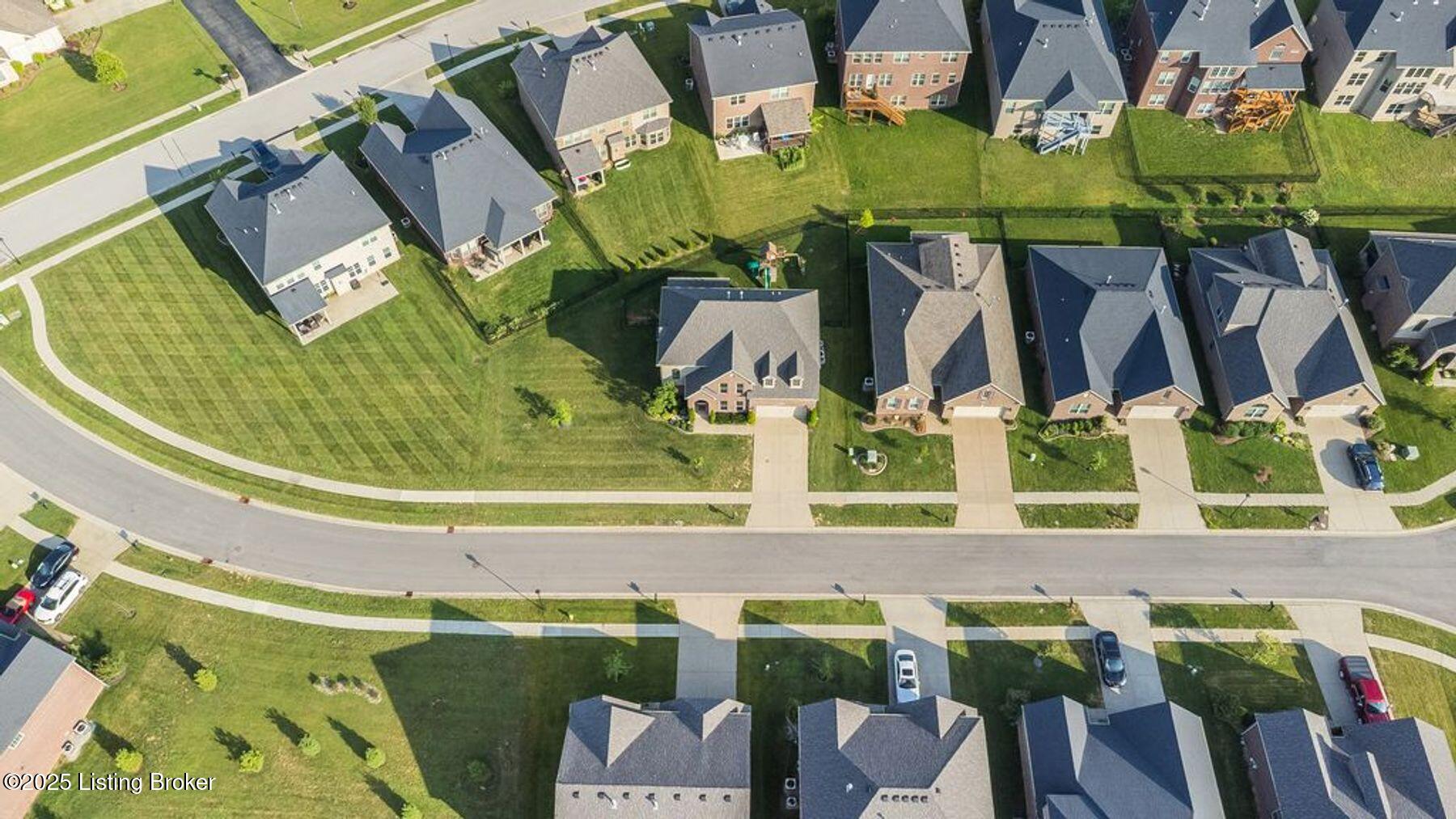 108 Charmwood Ct
