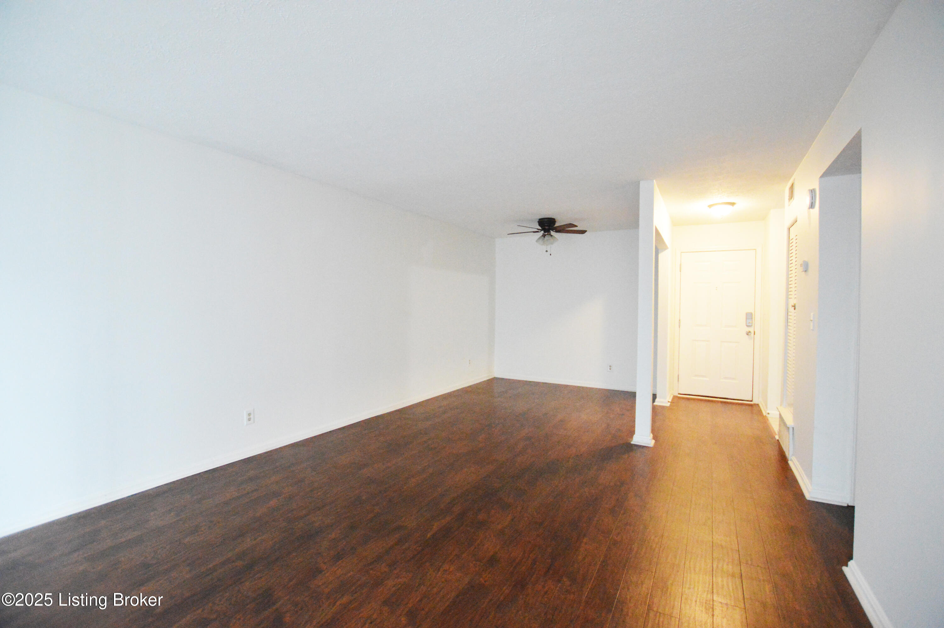 806 Lafontenay Ct