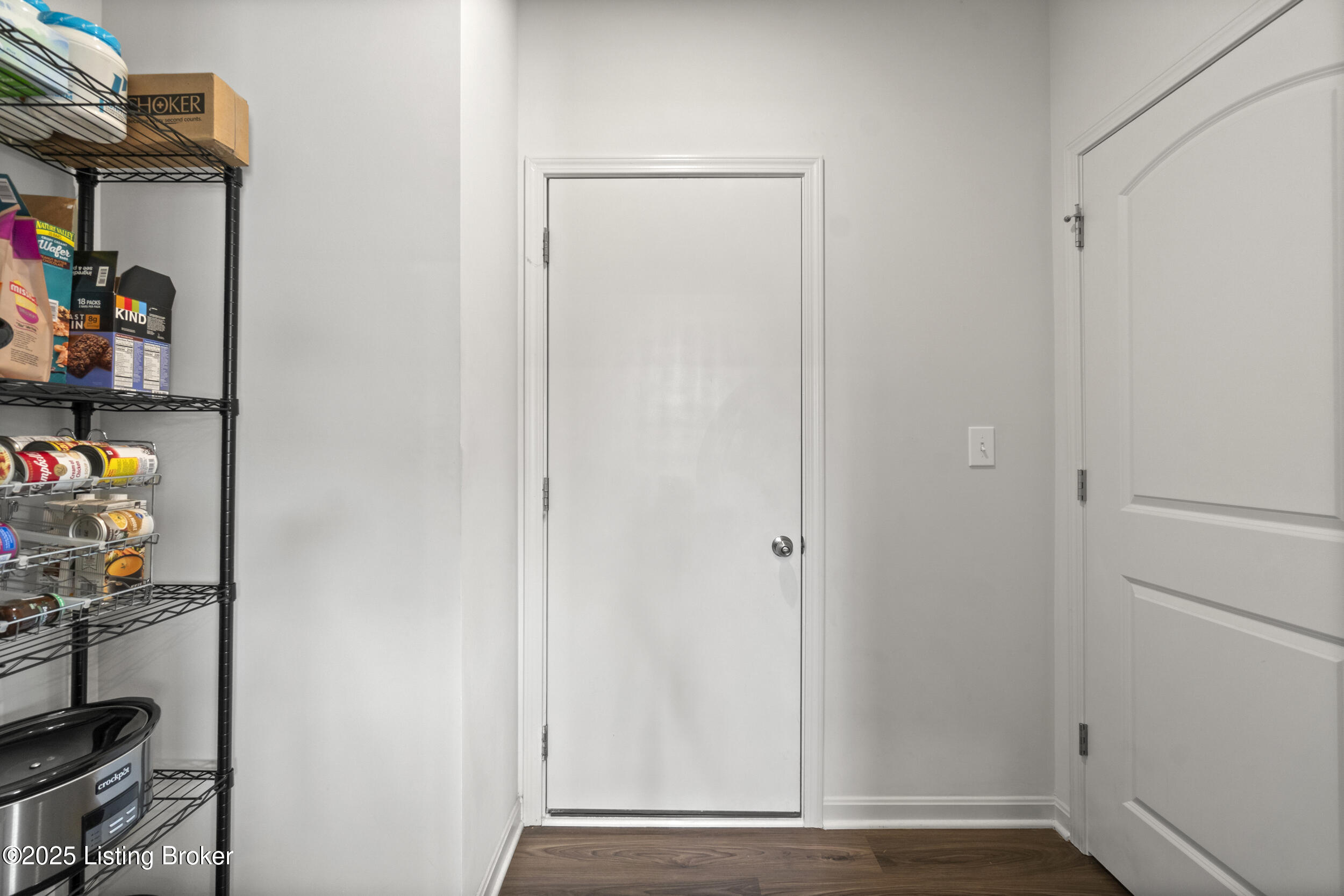 425 Vildana Way