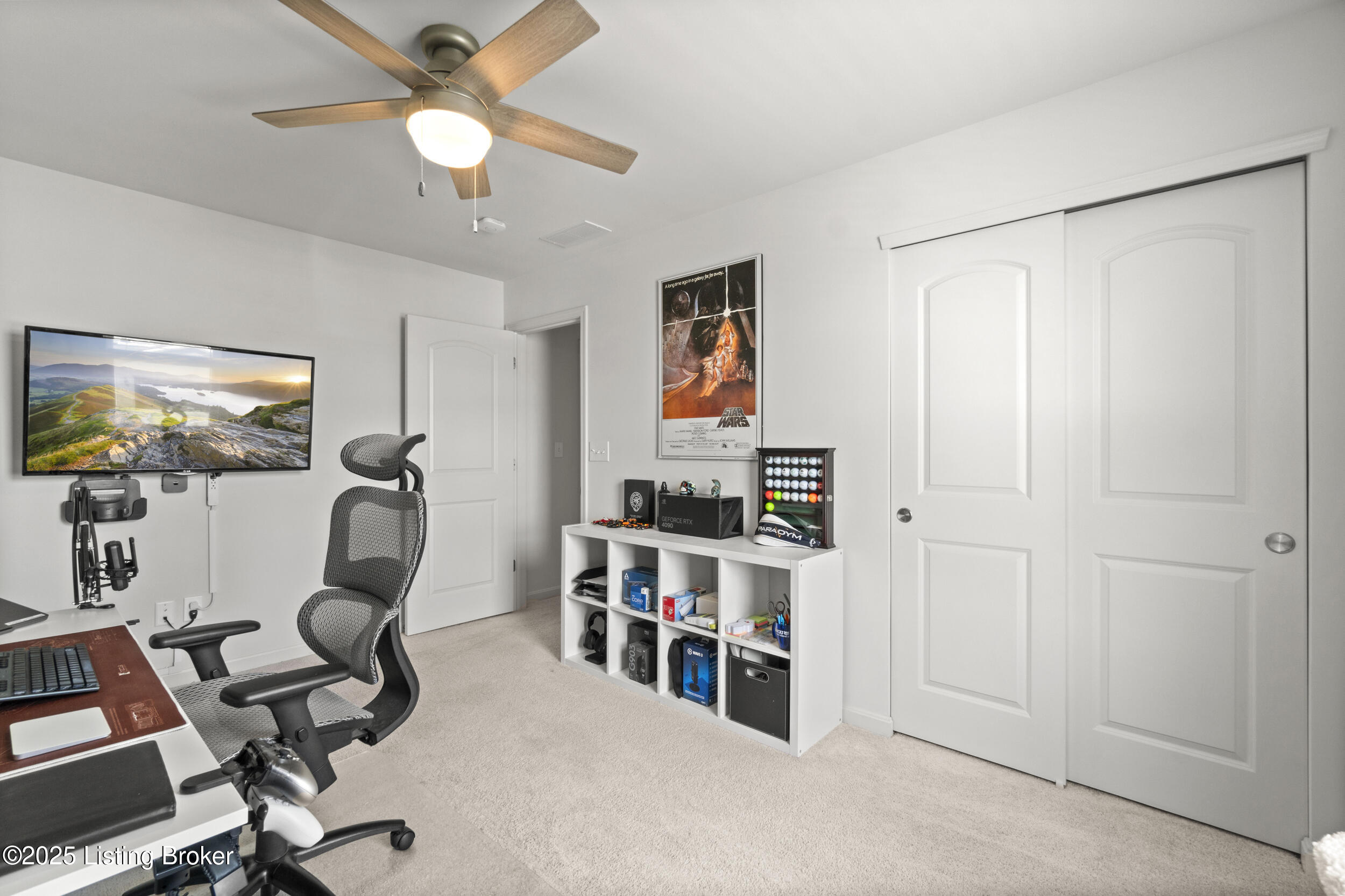 425 Vildana Way