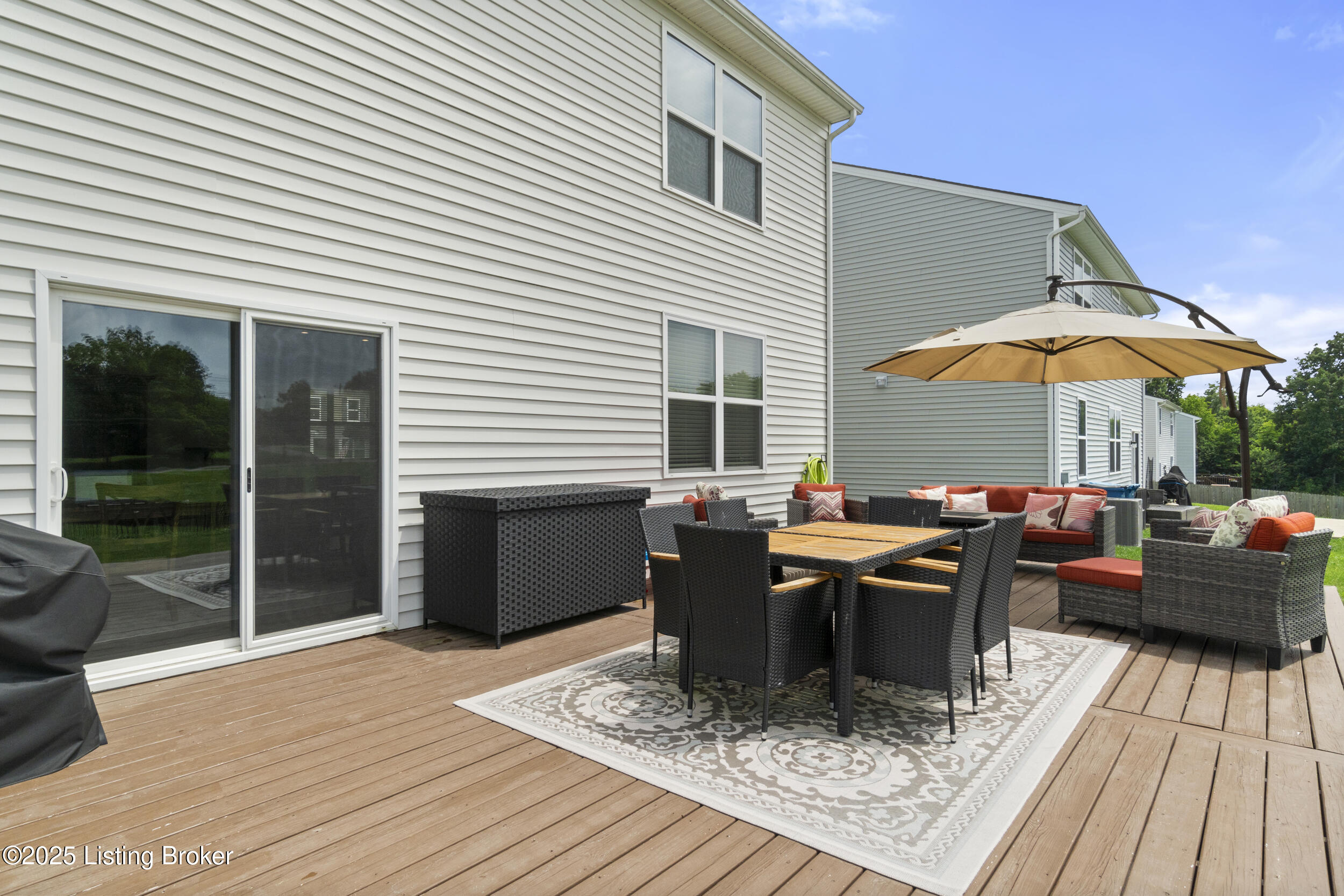 425 Vildana Way