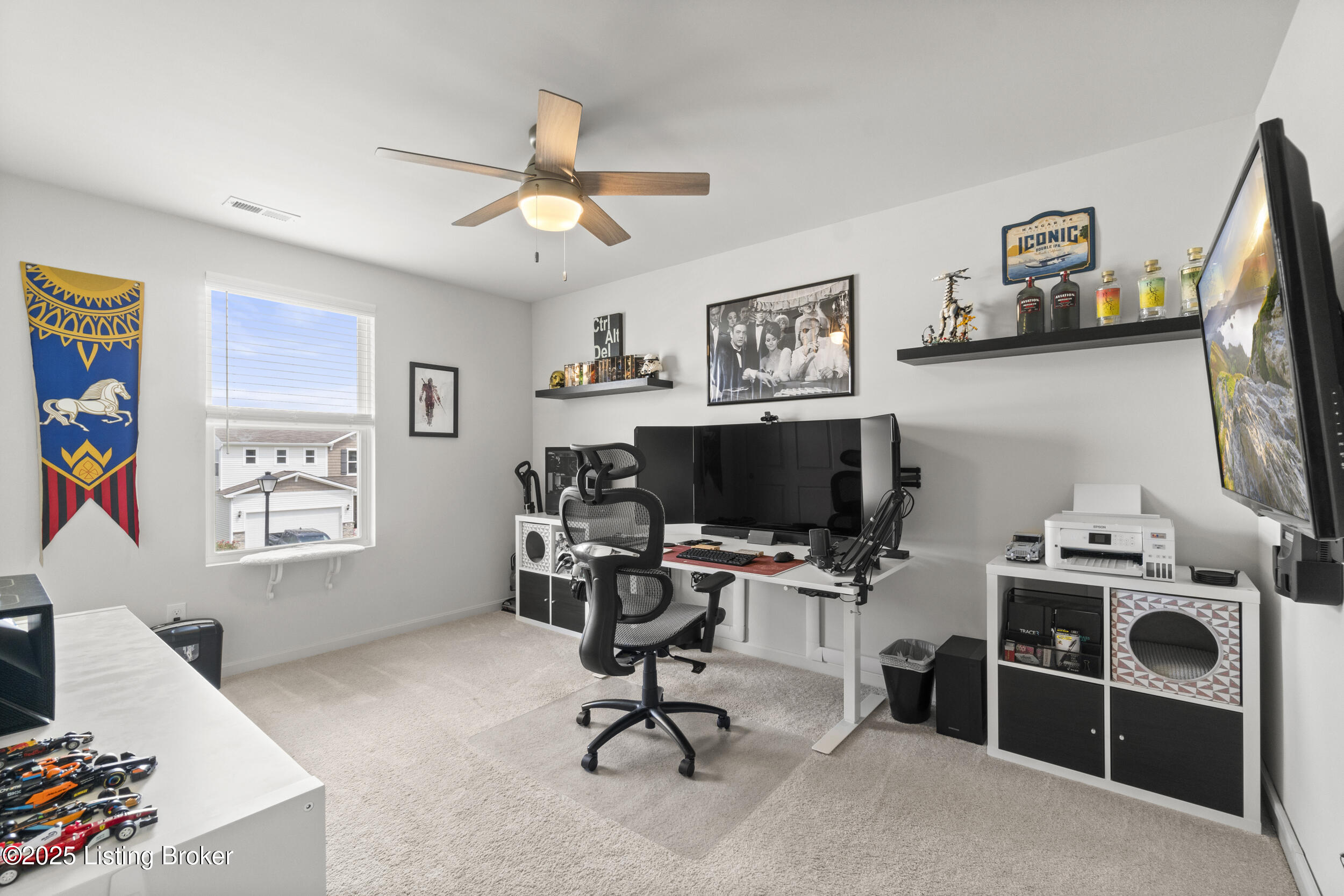 425 Vildana Way