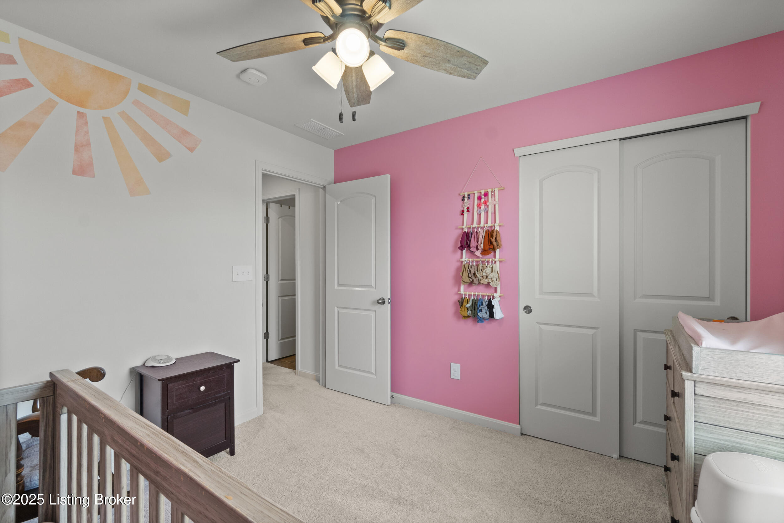425 Vildana Way