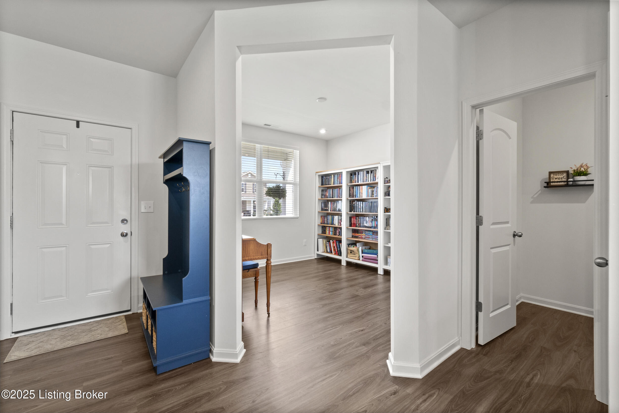 425 Vildana Way