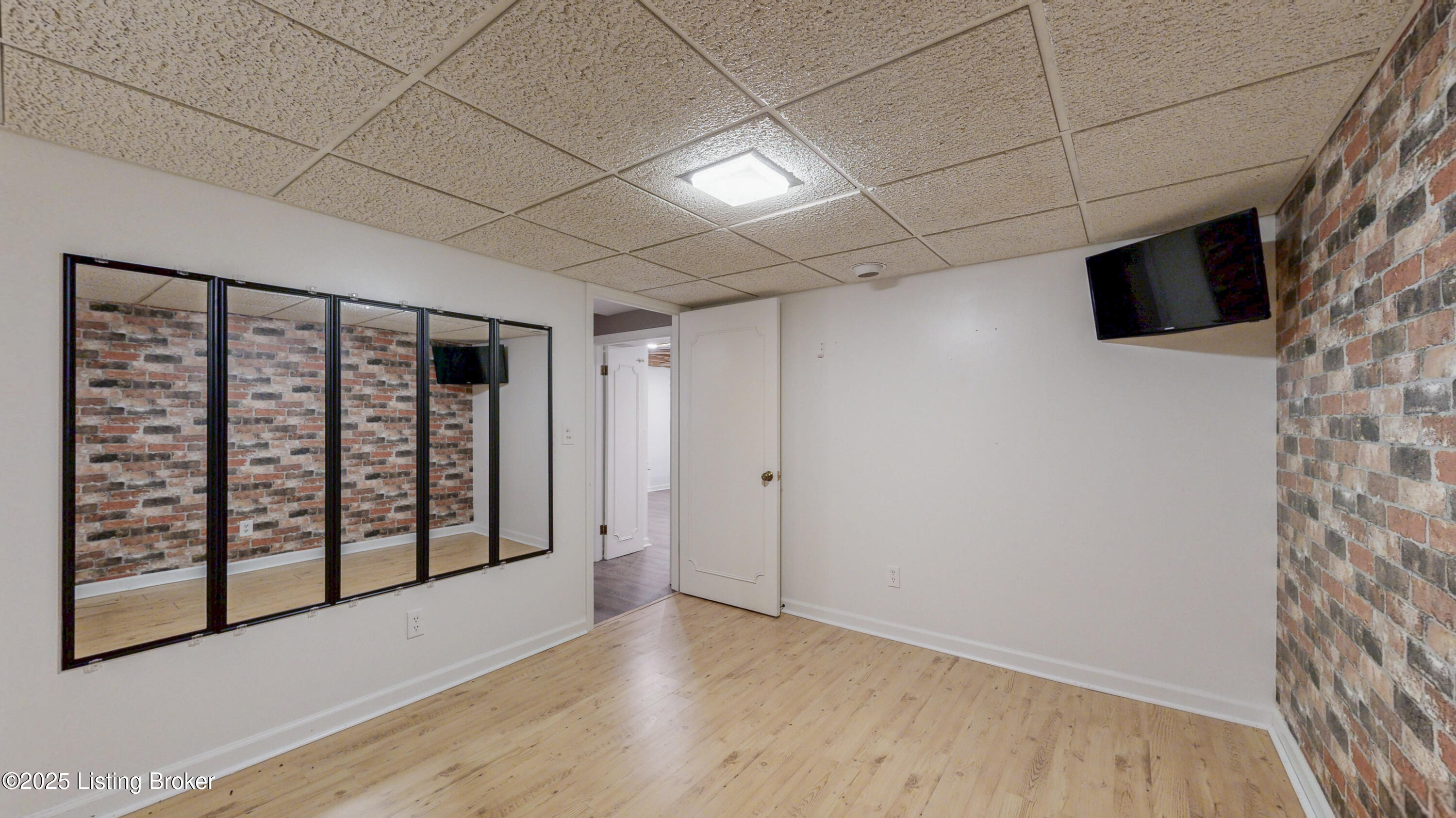 3005 Shallcross Way