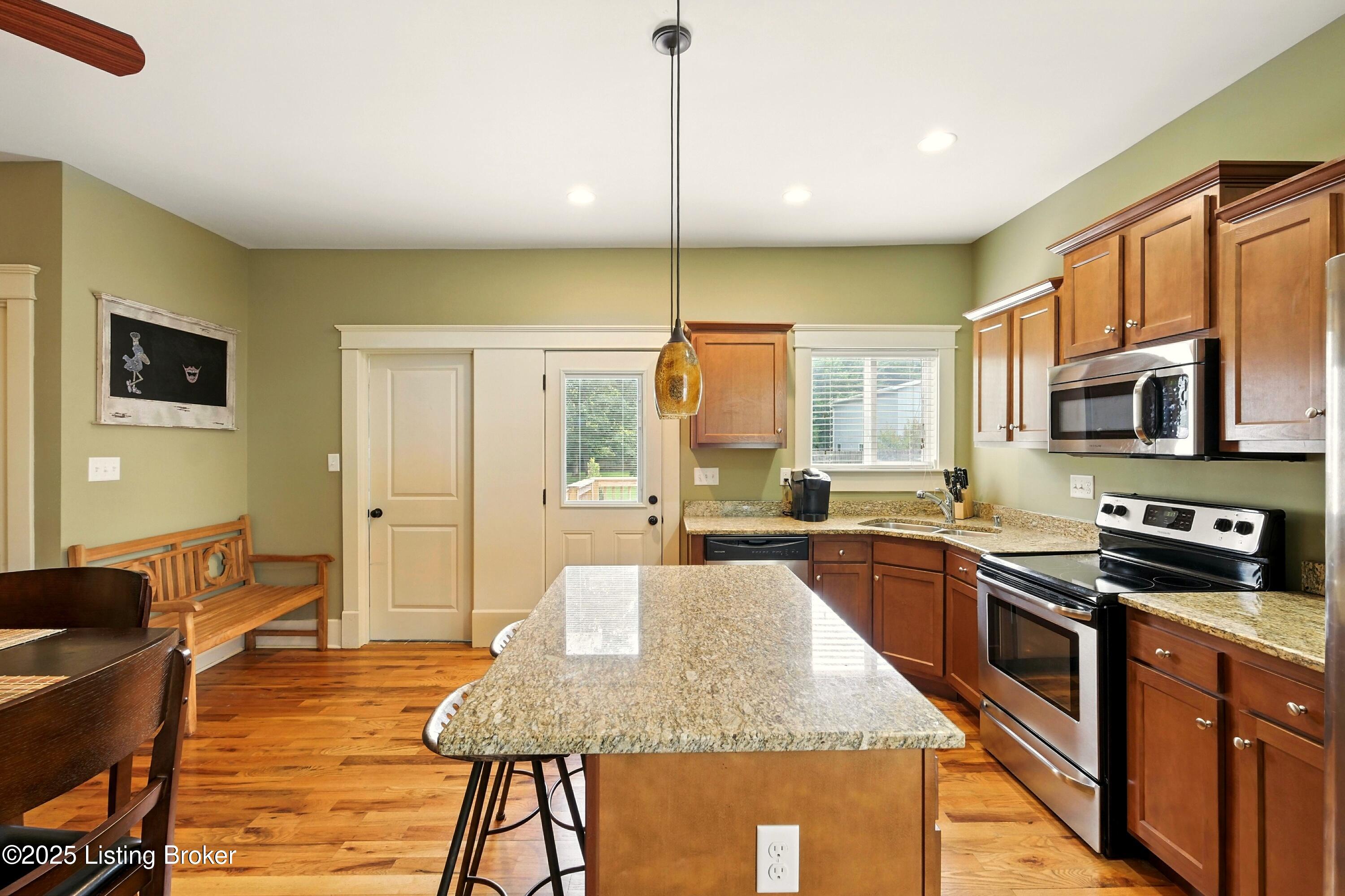108 Evergreen Rd