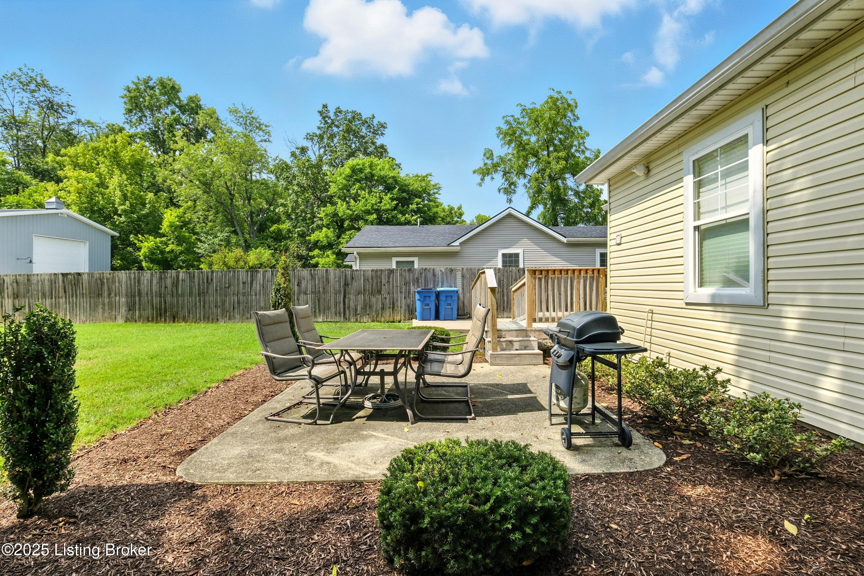 108 Evergreen Rd