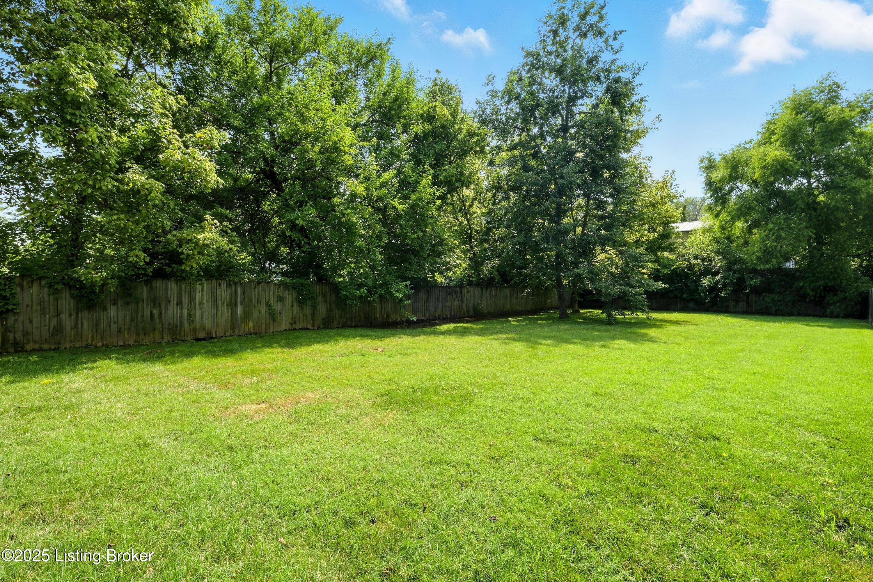 108 Evergreen Rd