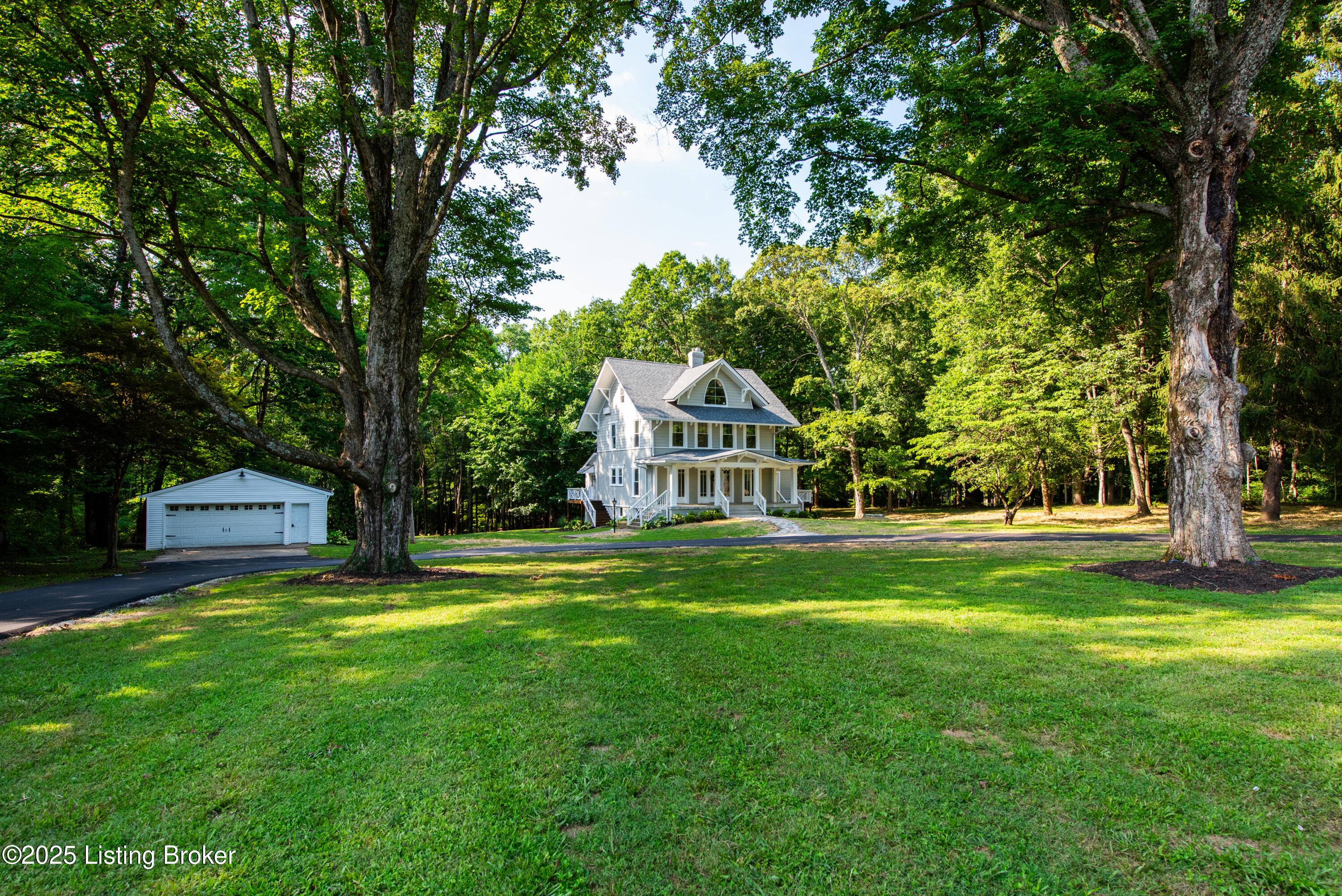 4100 Altawood Ct