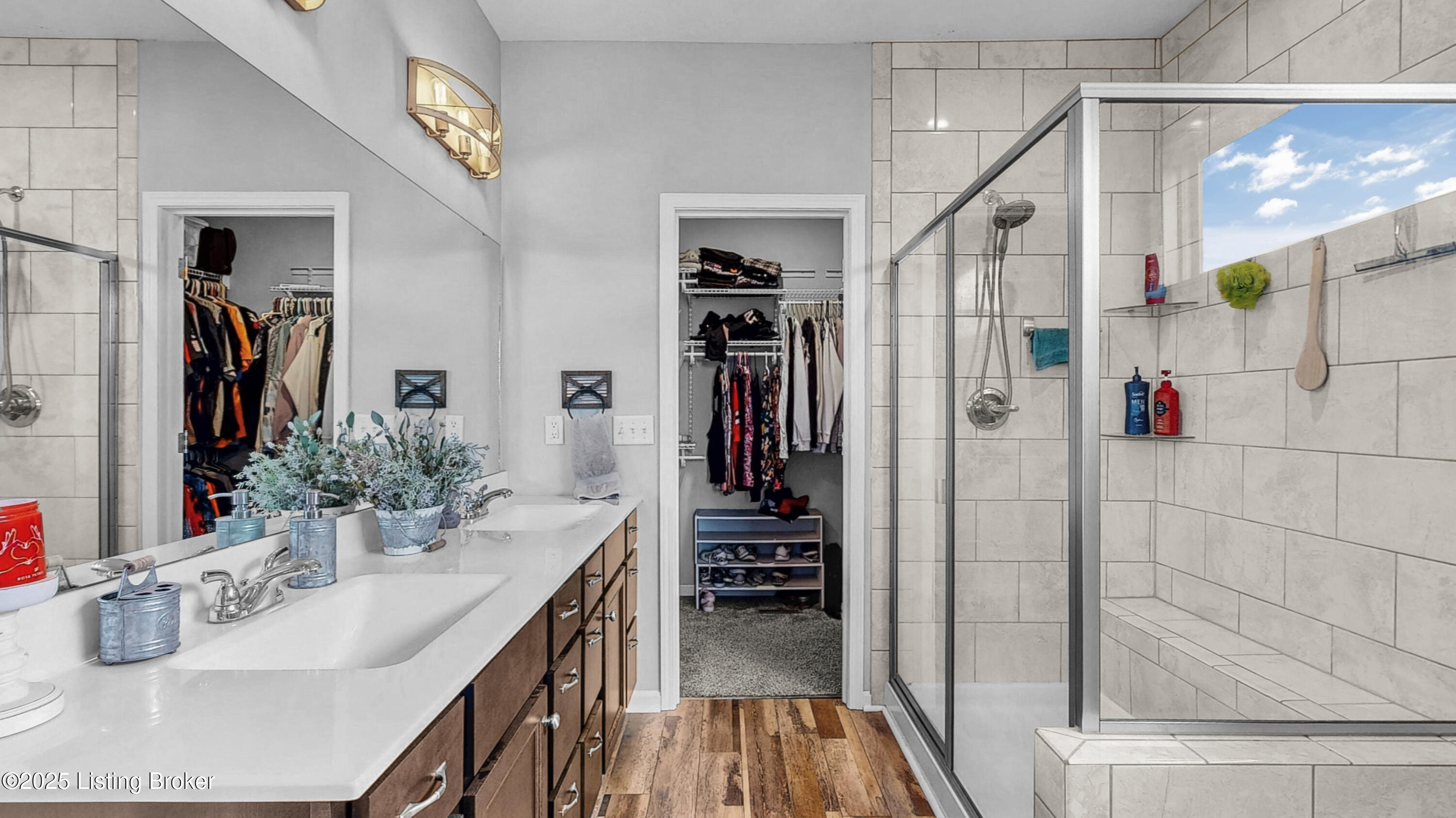 125 Bridlewood Dr