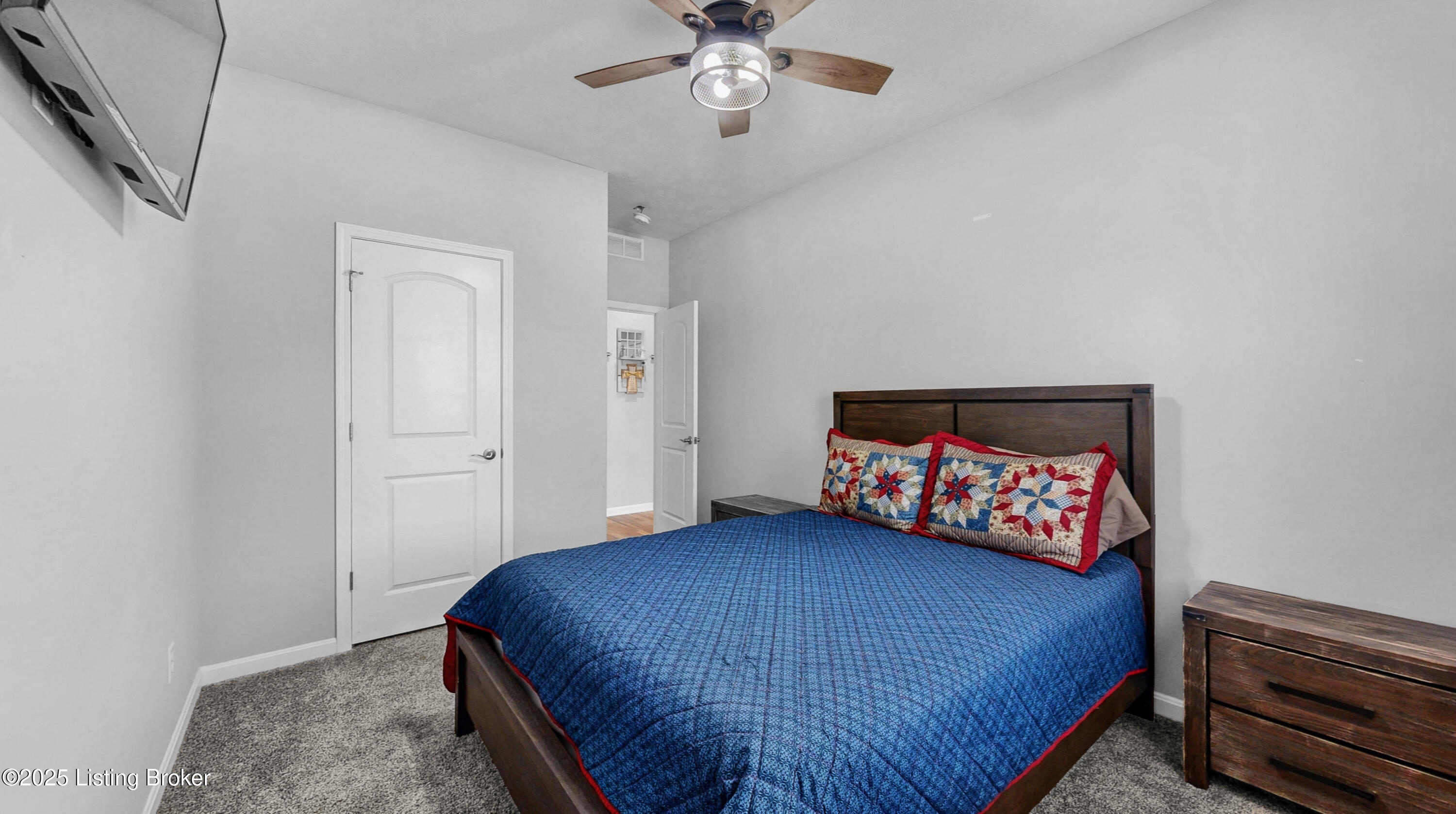 125 Bridlewood Dr
