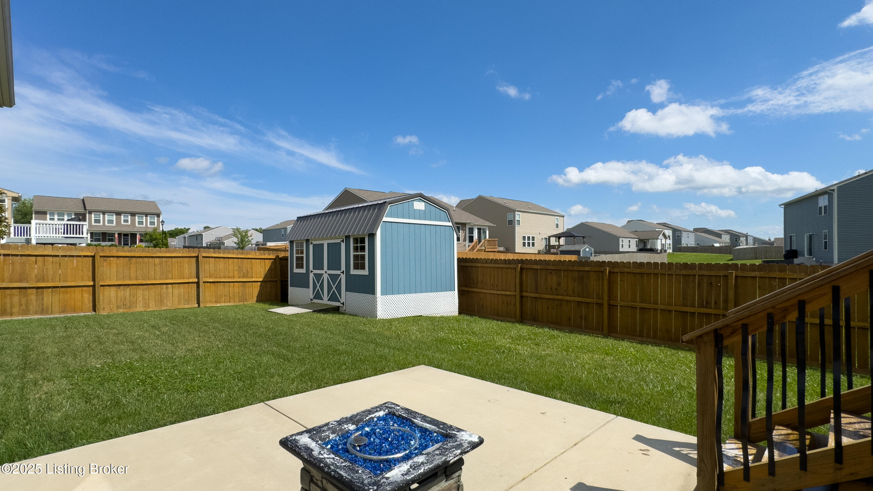 125 Bridlewood Dr