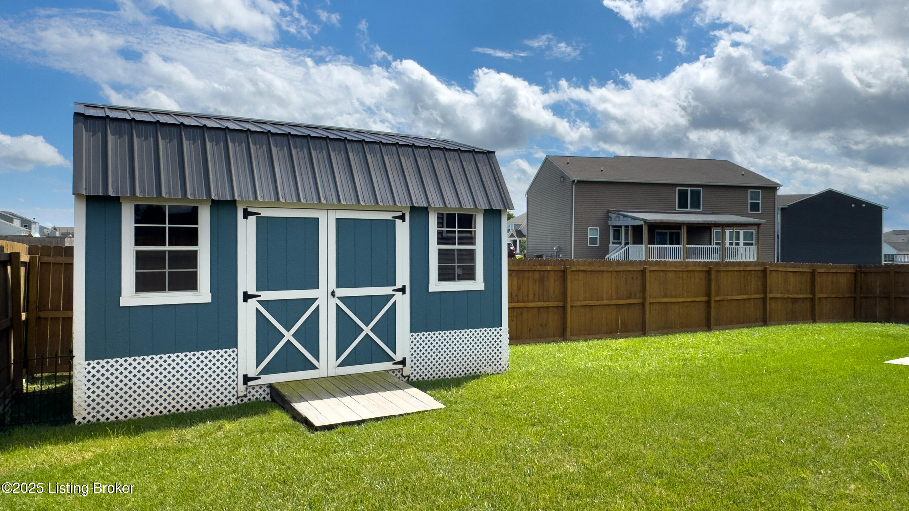 125 Bridlewood Dr
