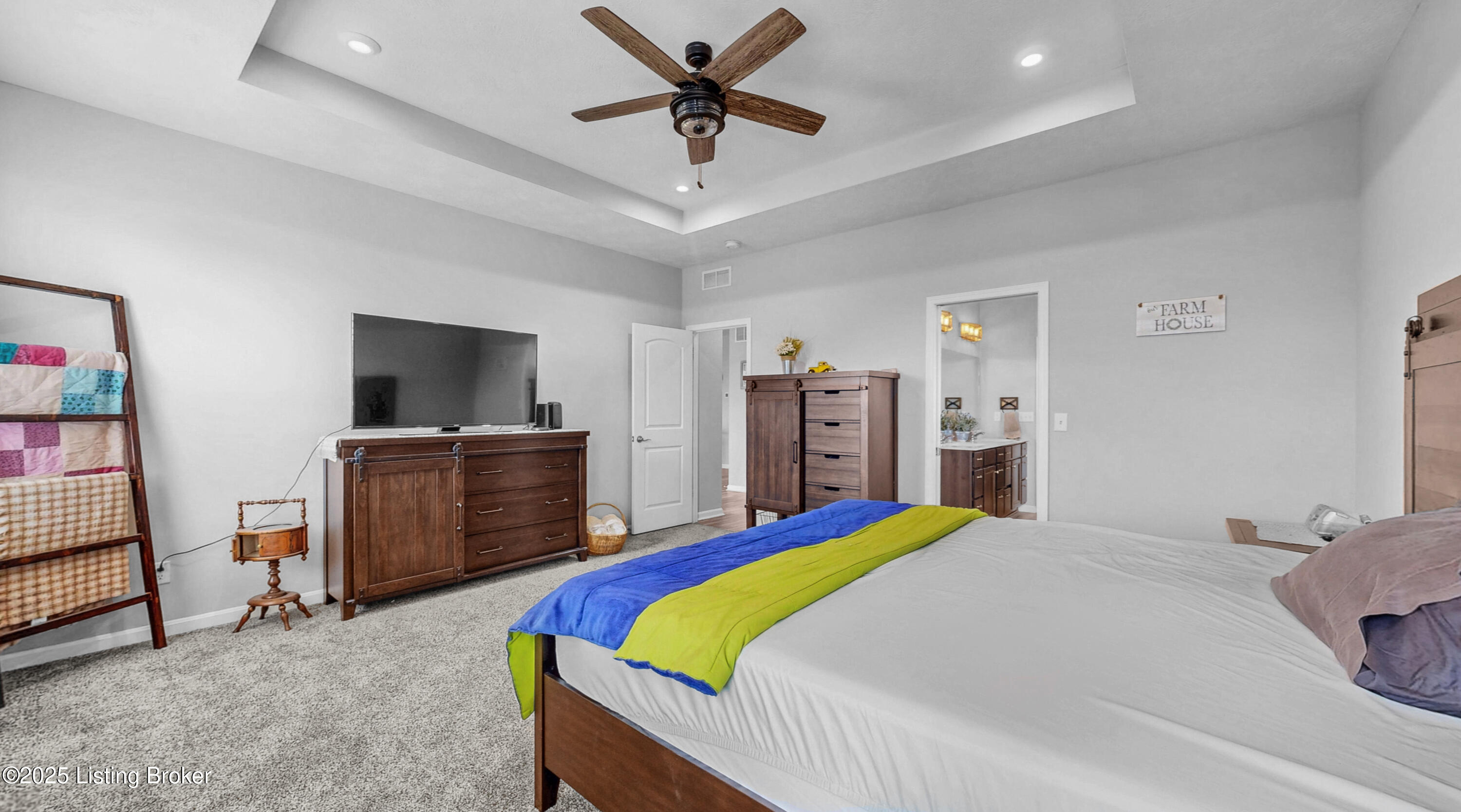 125 Bridlewood Dr
