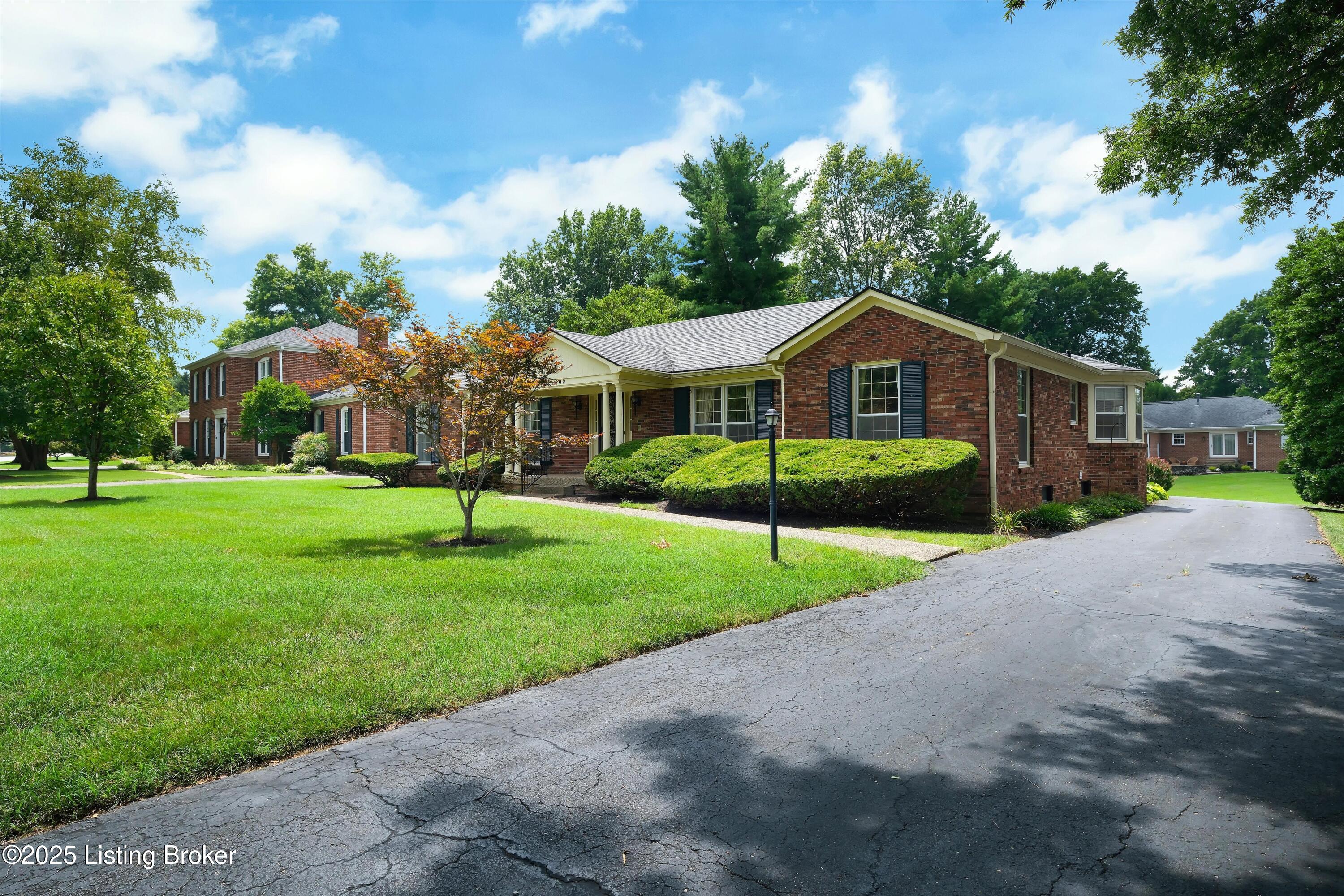 602 Nottingham Pkwy