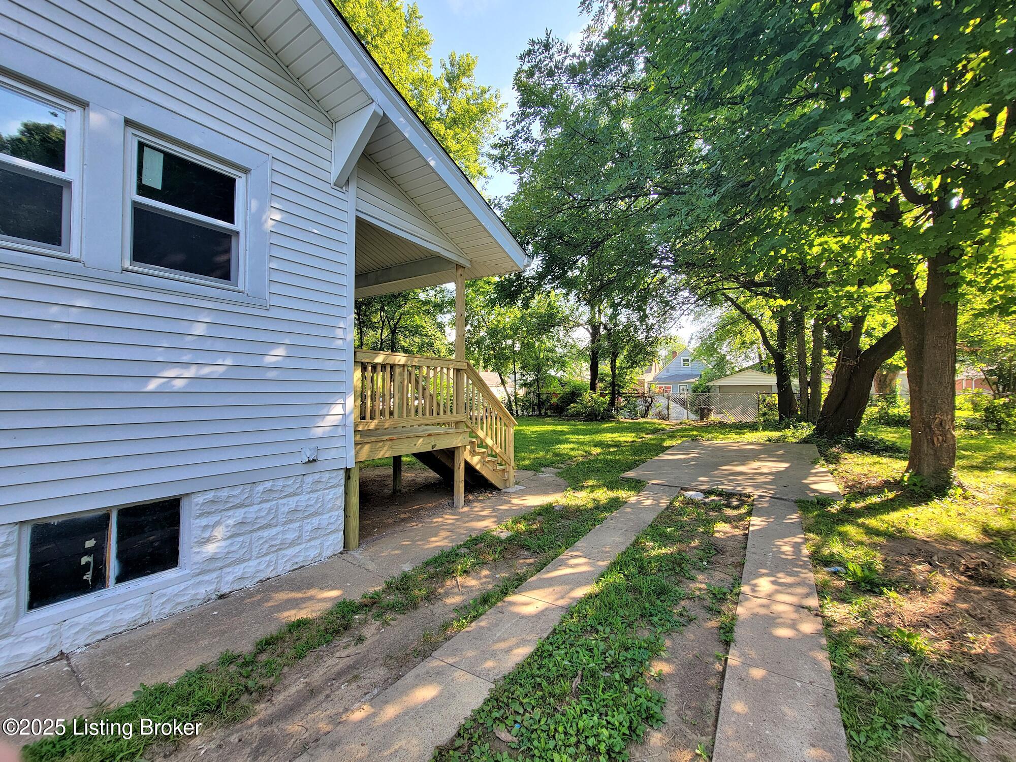 1313 Arcade Ave