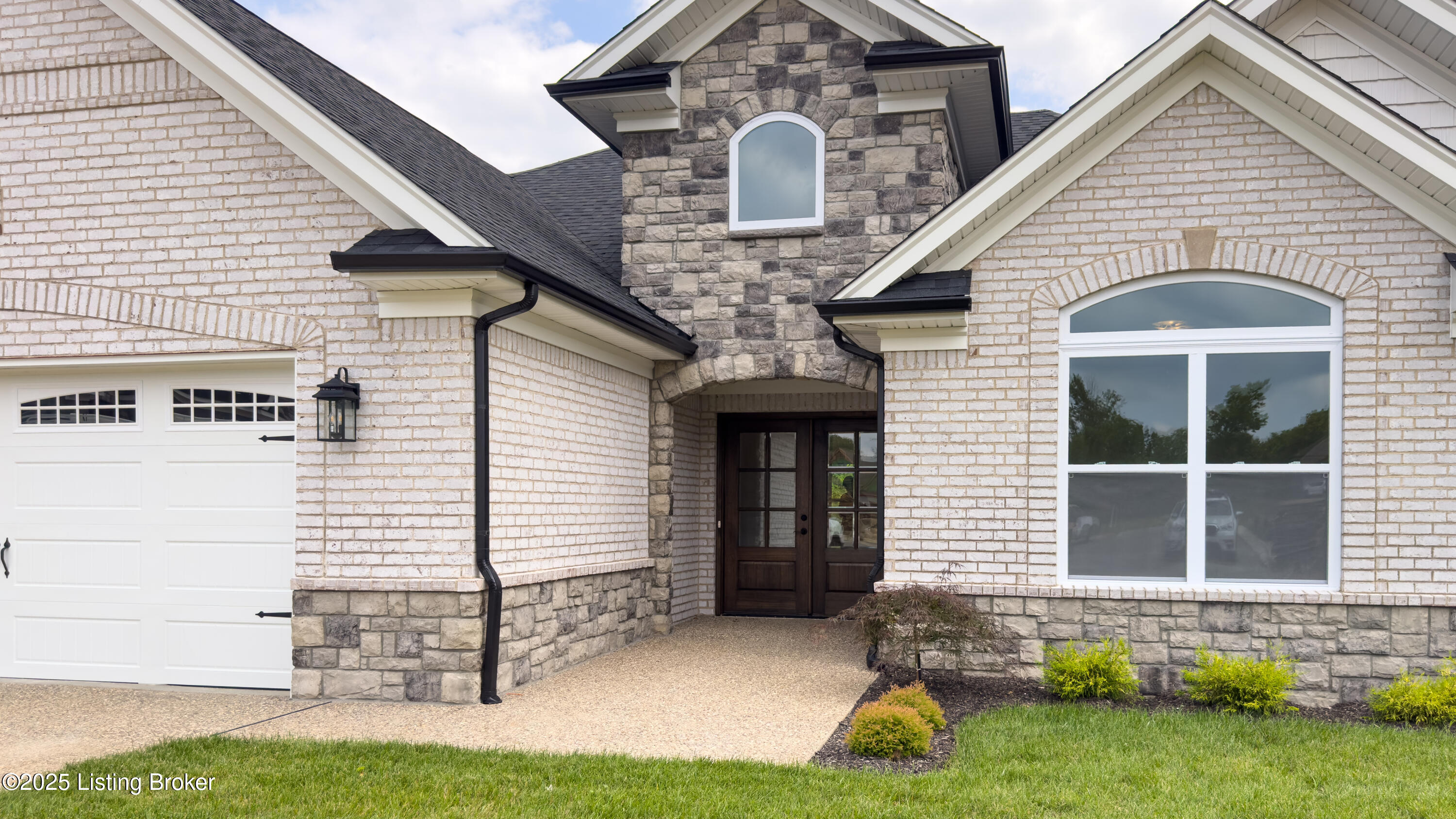 7906 Wagon Trail Ct