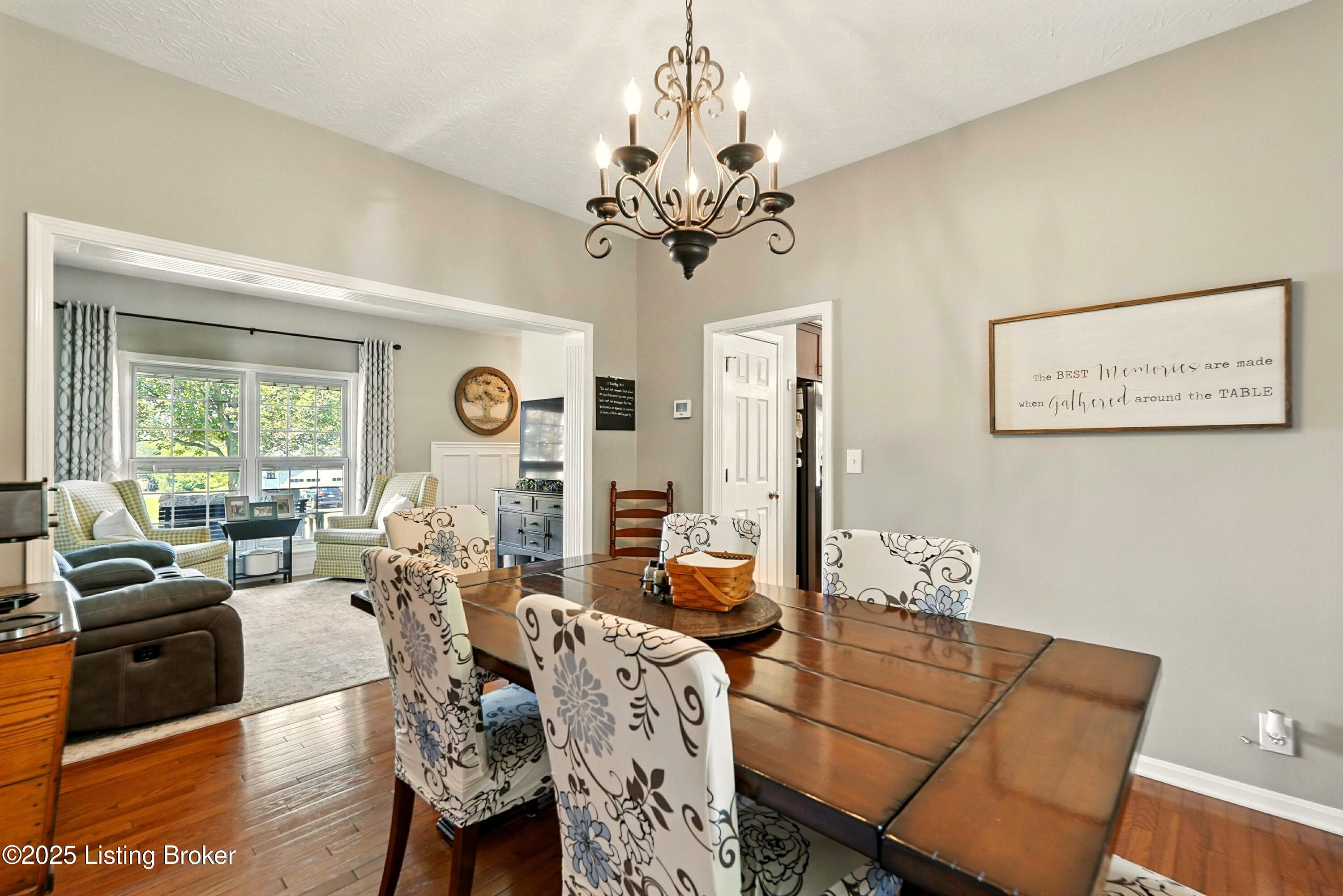 1003 Hardin Holly