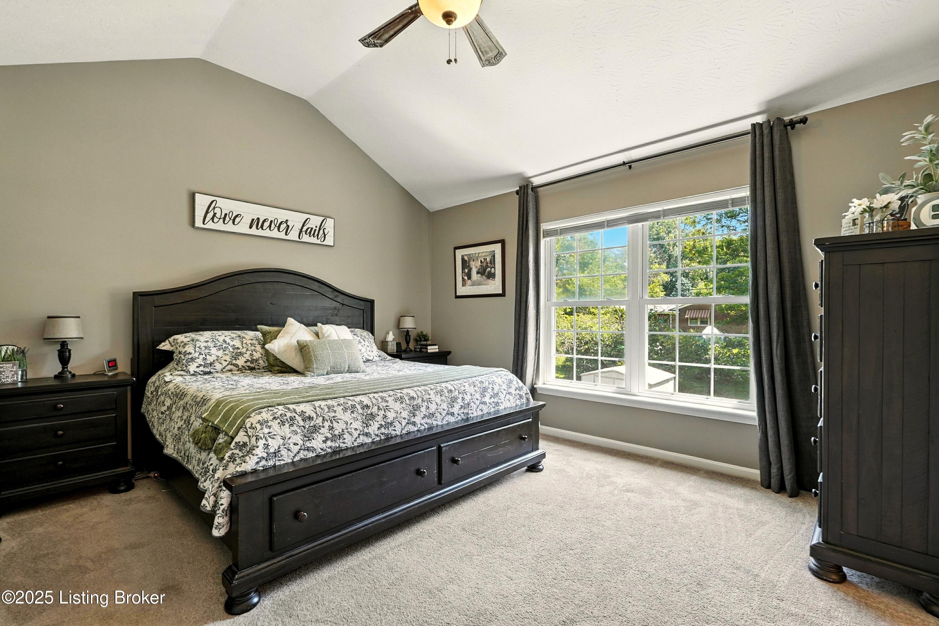 1003 Hardin Holly