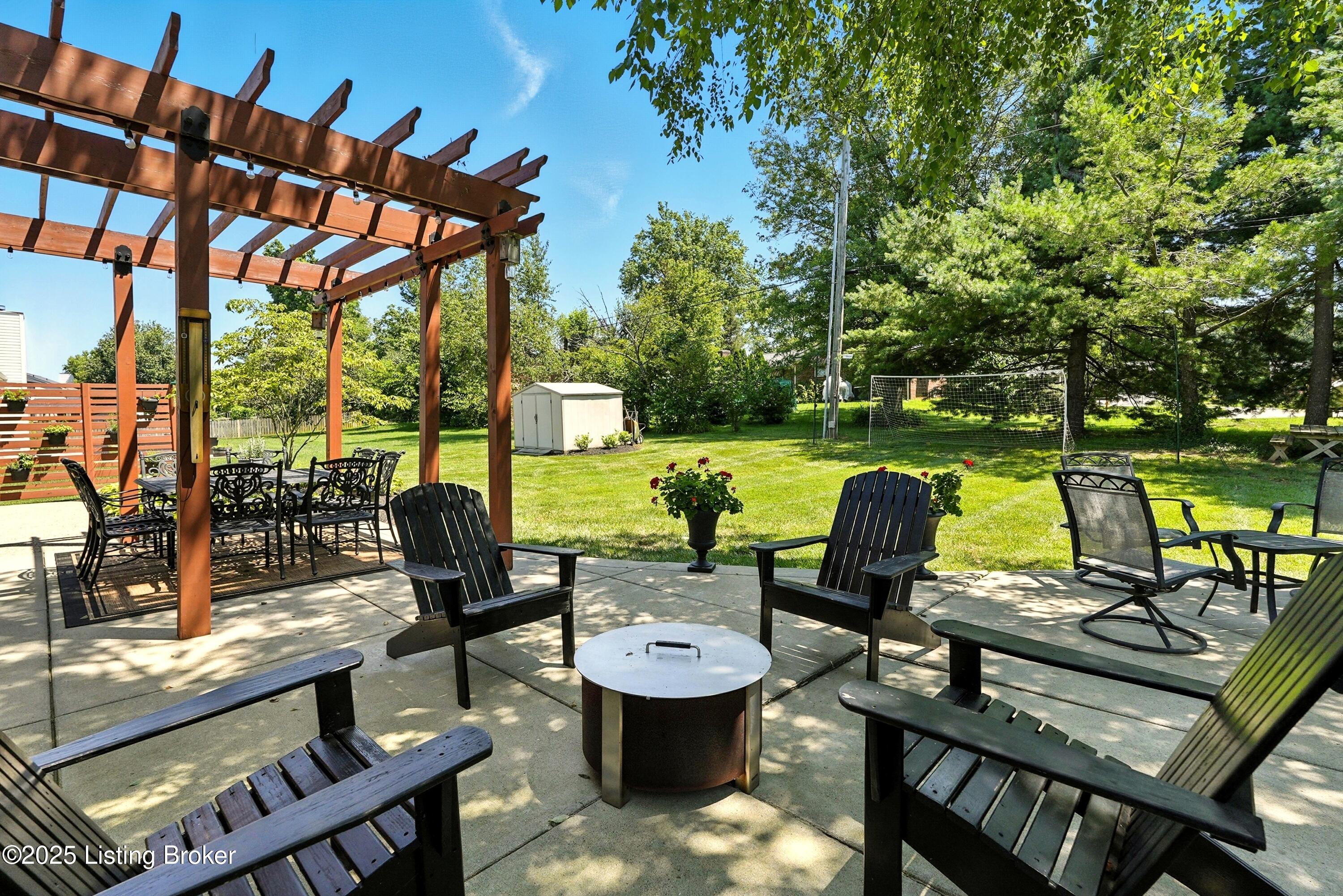 1003 Hardin Holly