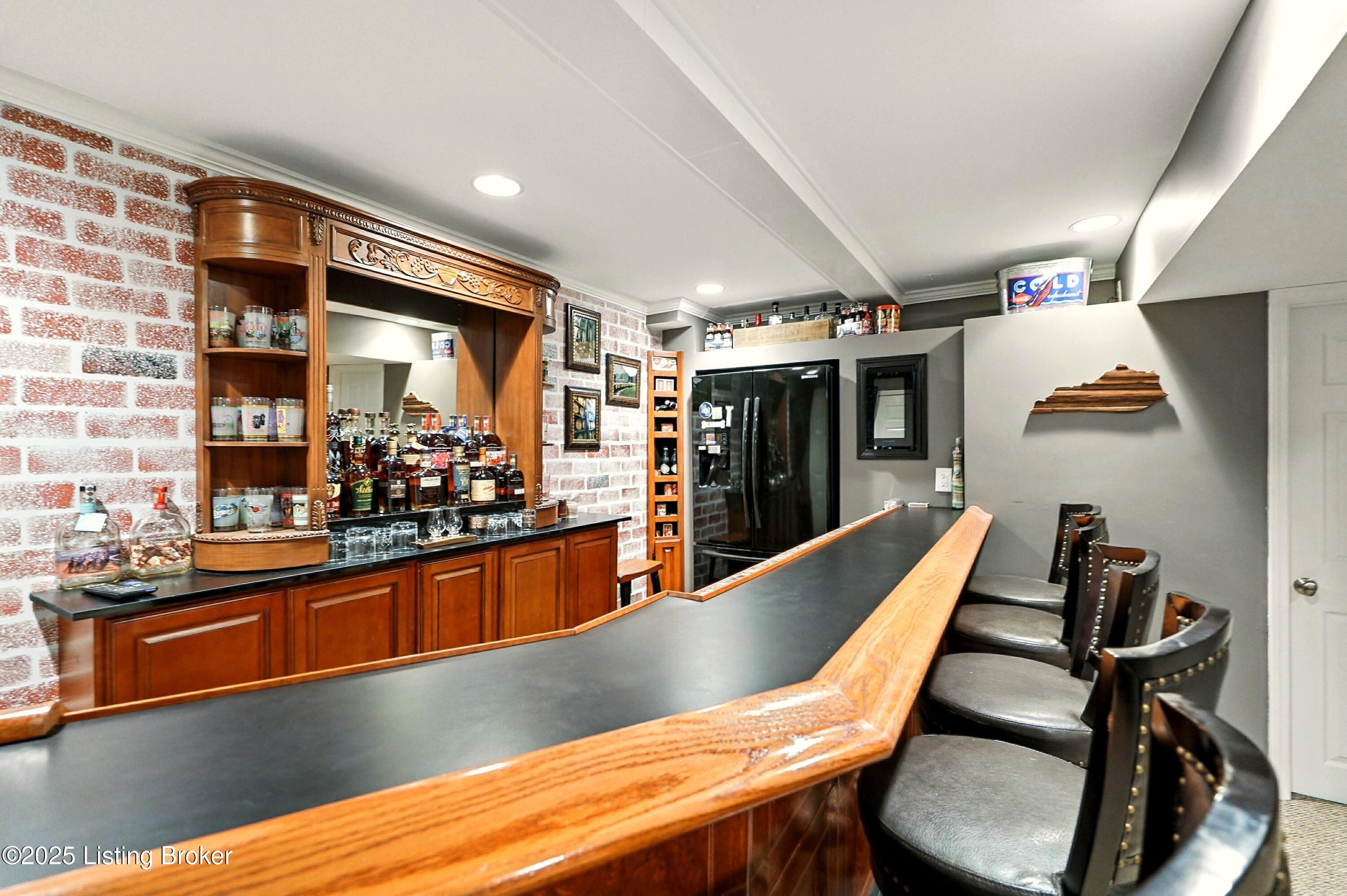 1003 Hardin Holly