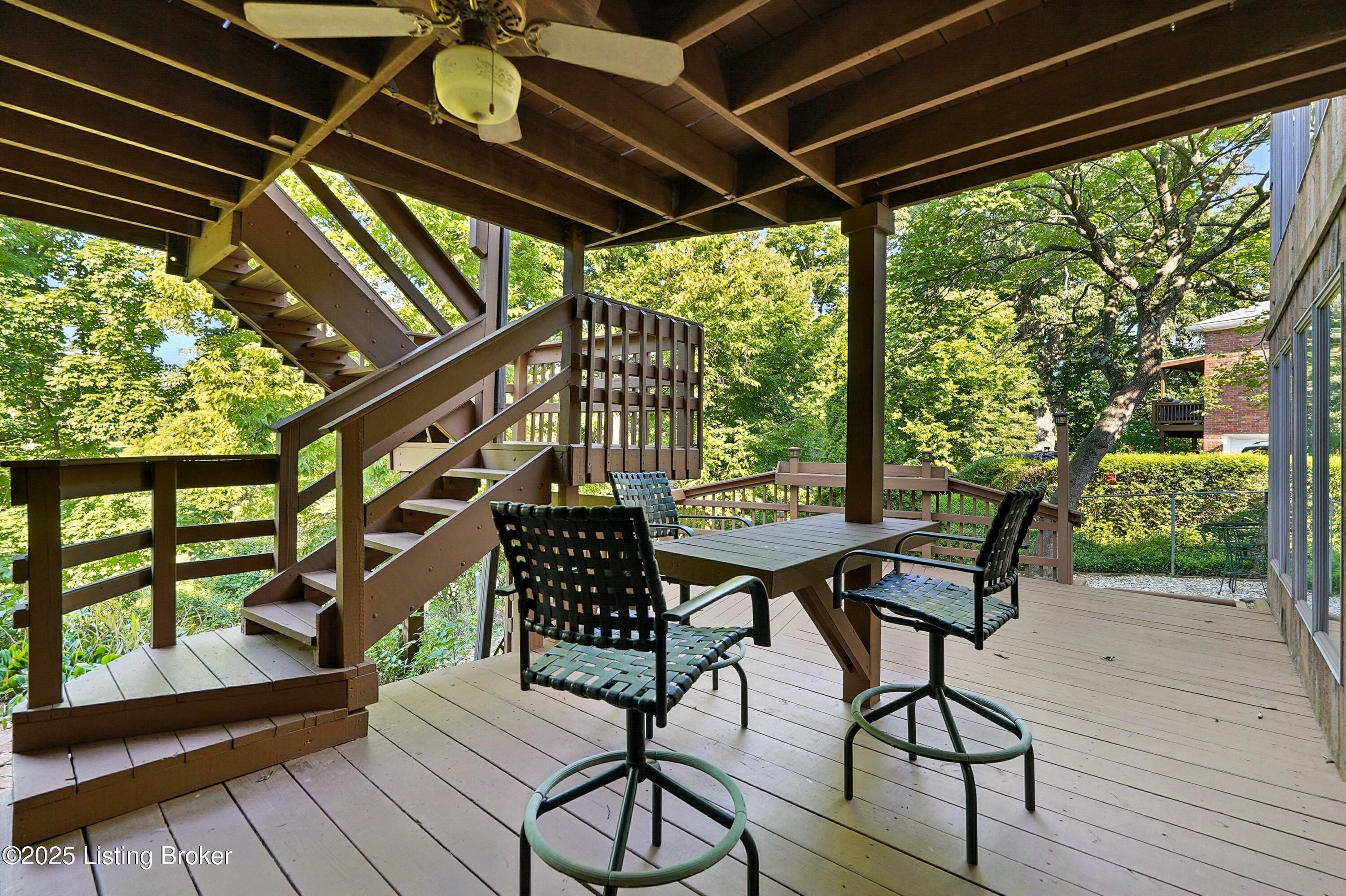 1507 Thackeray Dr