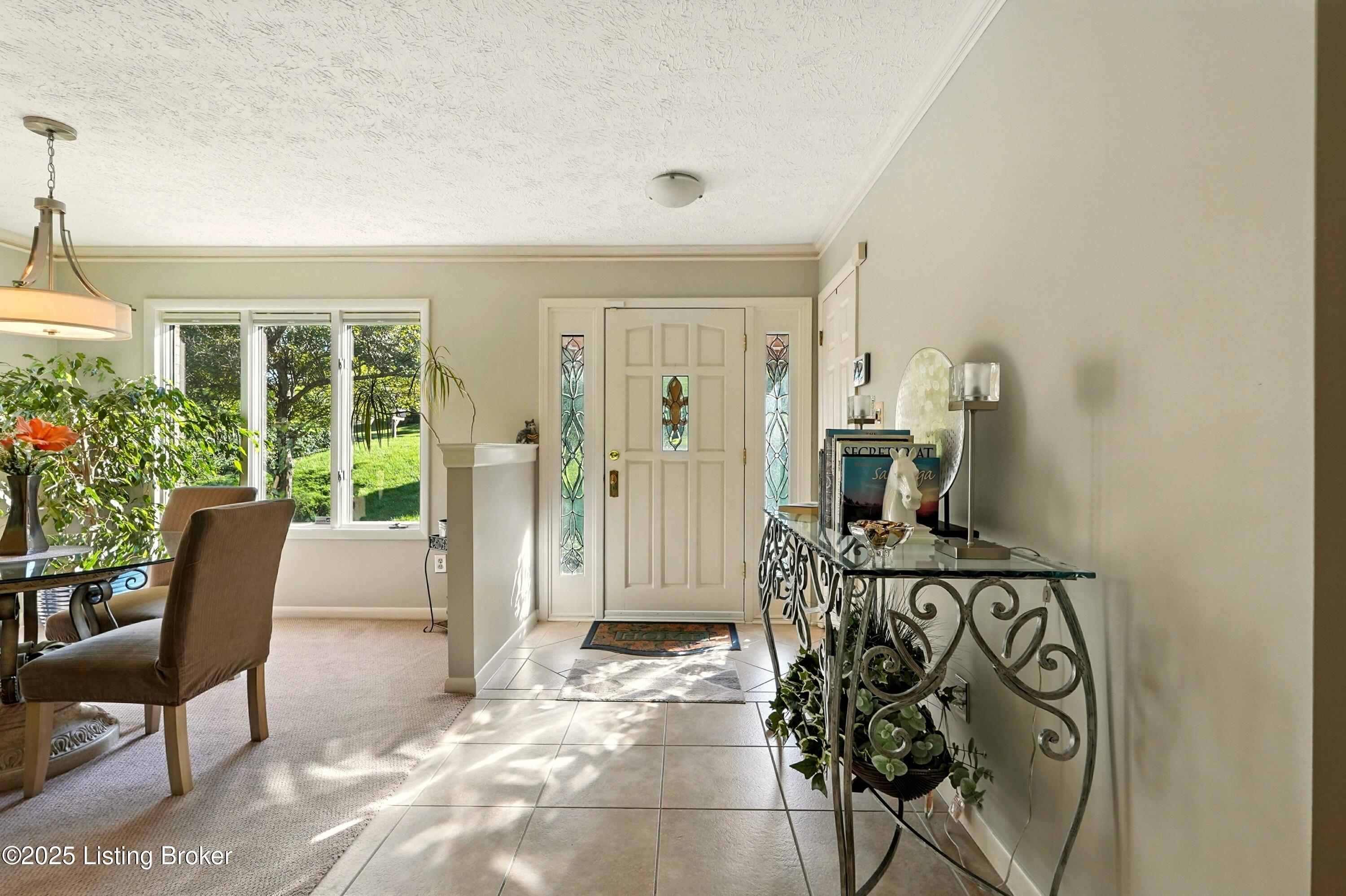 1507 Thackeray Dr