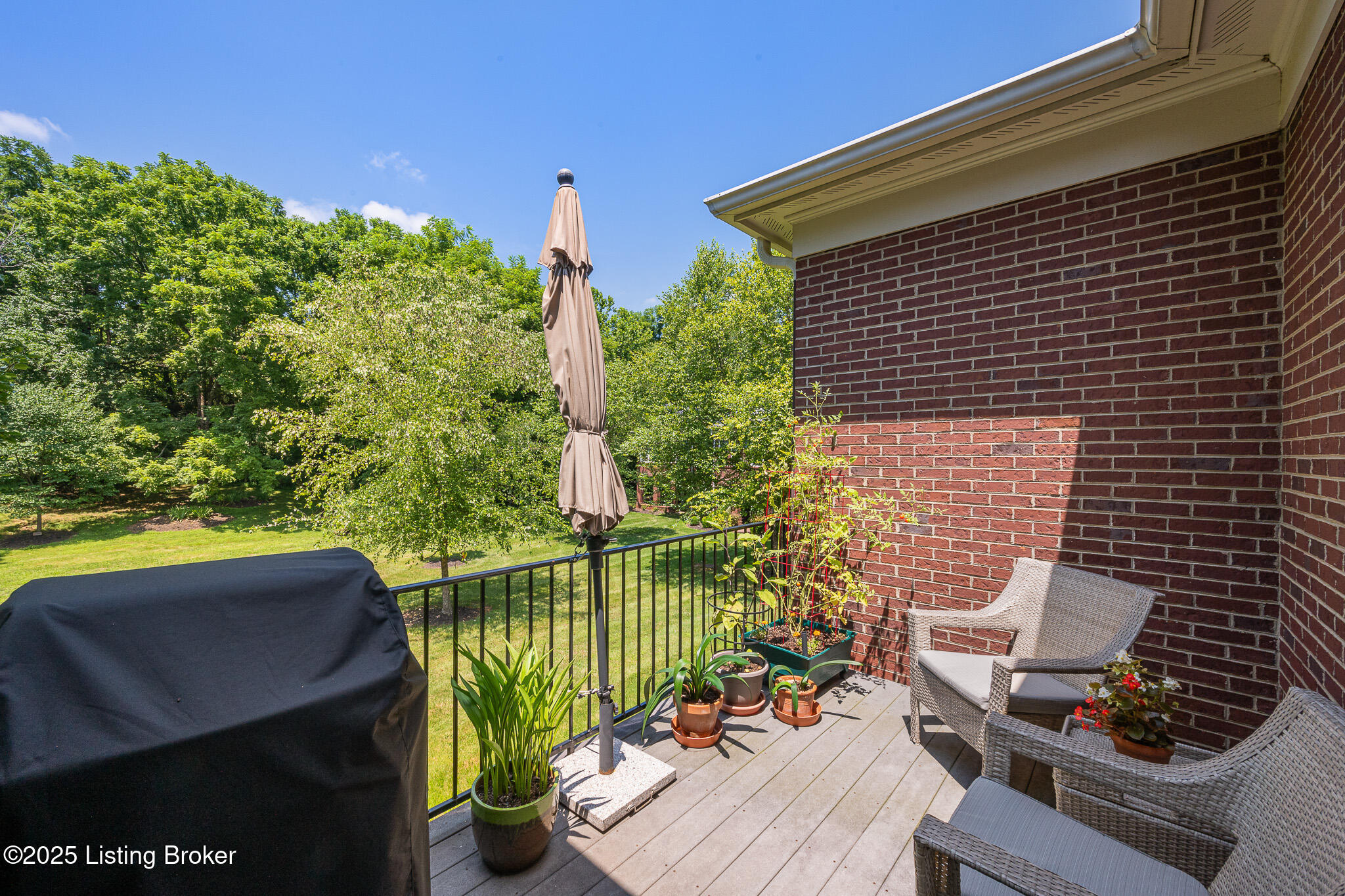 8201 Maris Ct