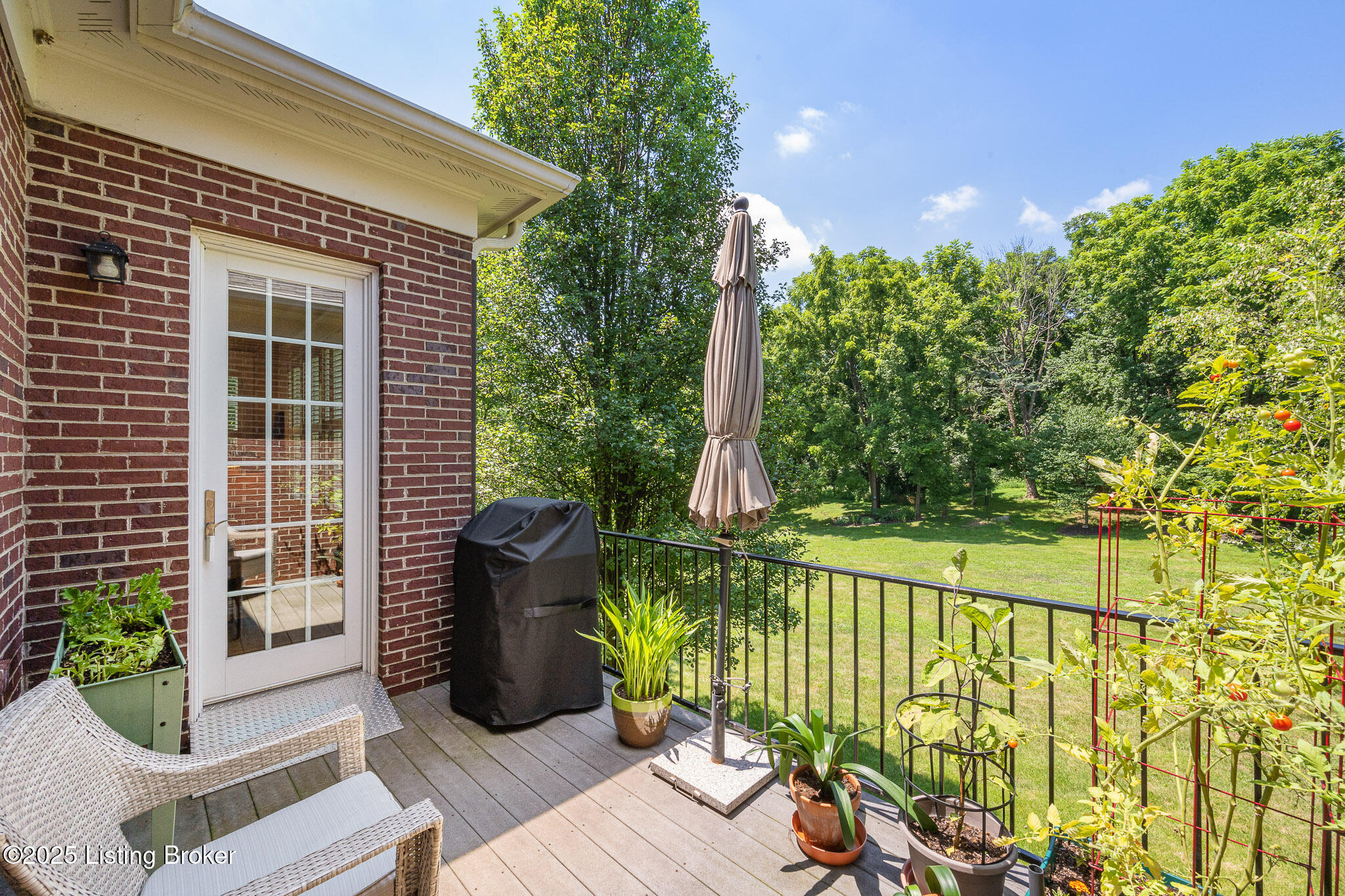 8201 Maris Ct