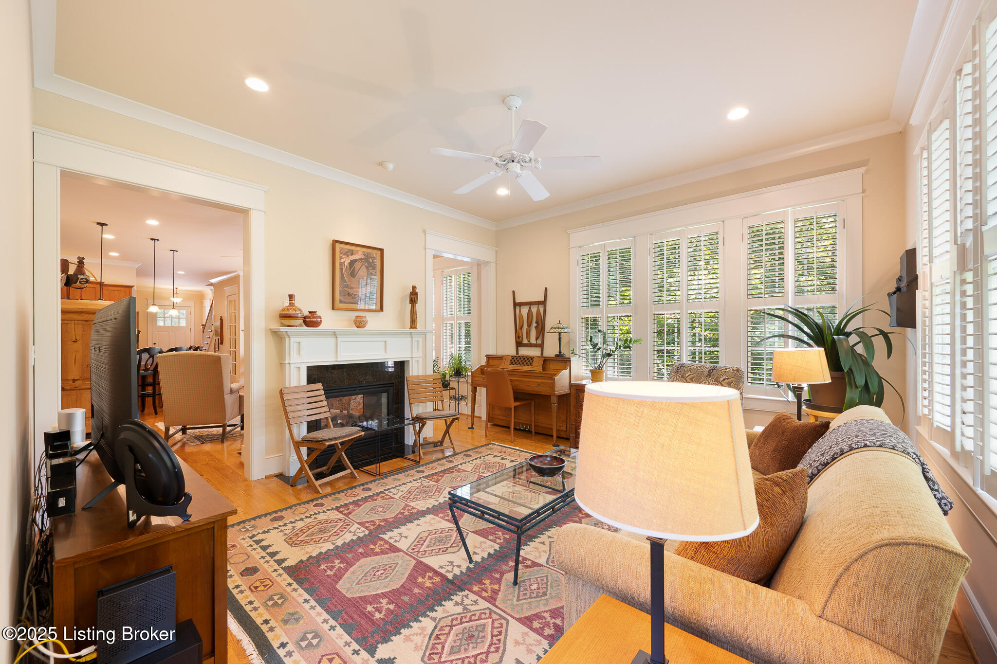 8201 Maris Ct