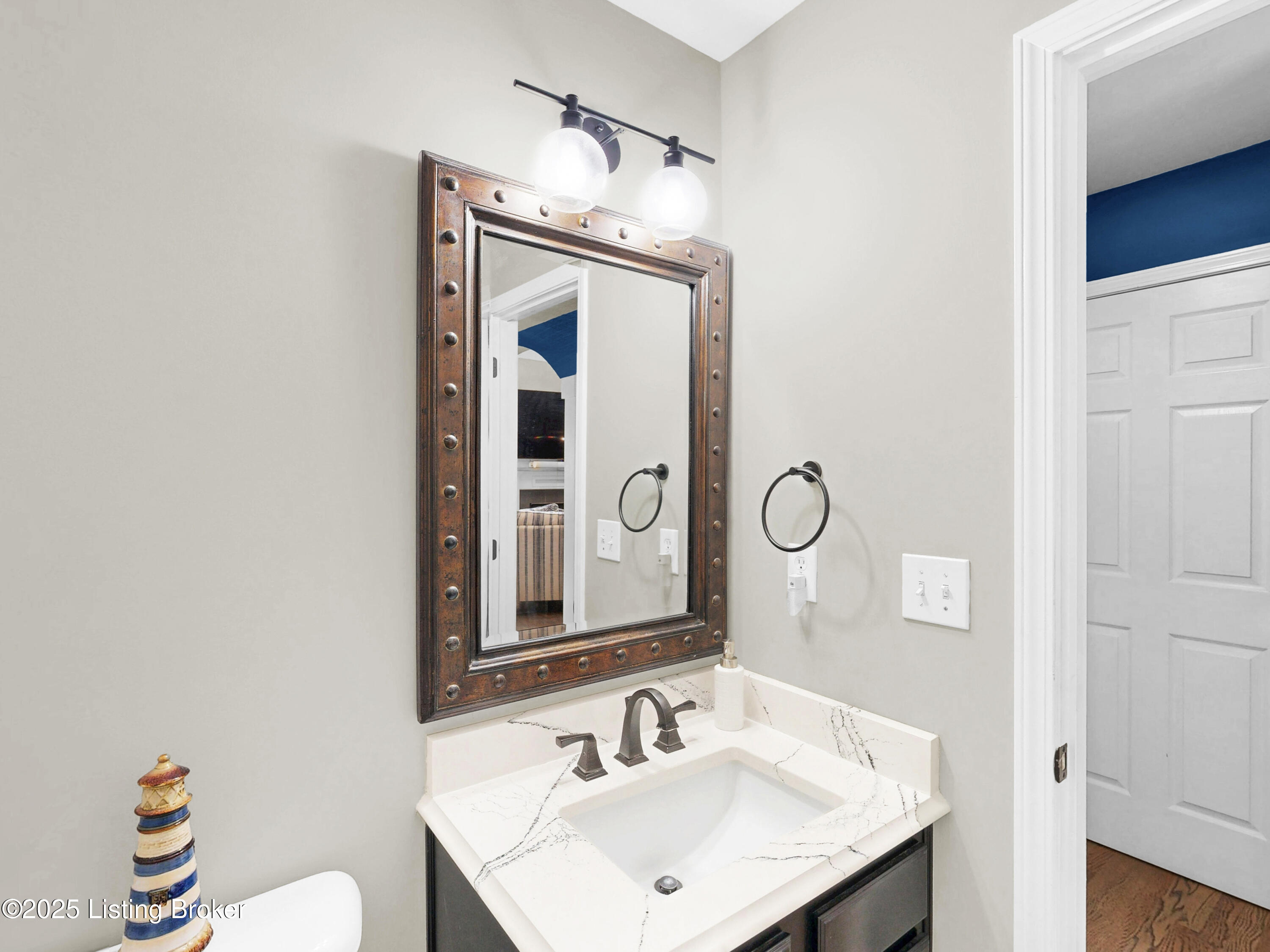 4901 Bridle Bend Way