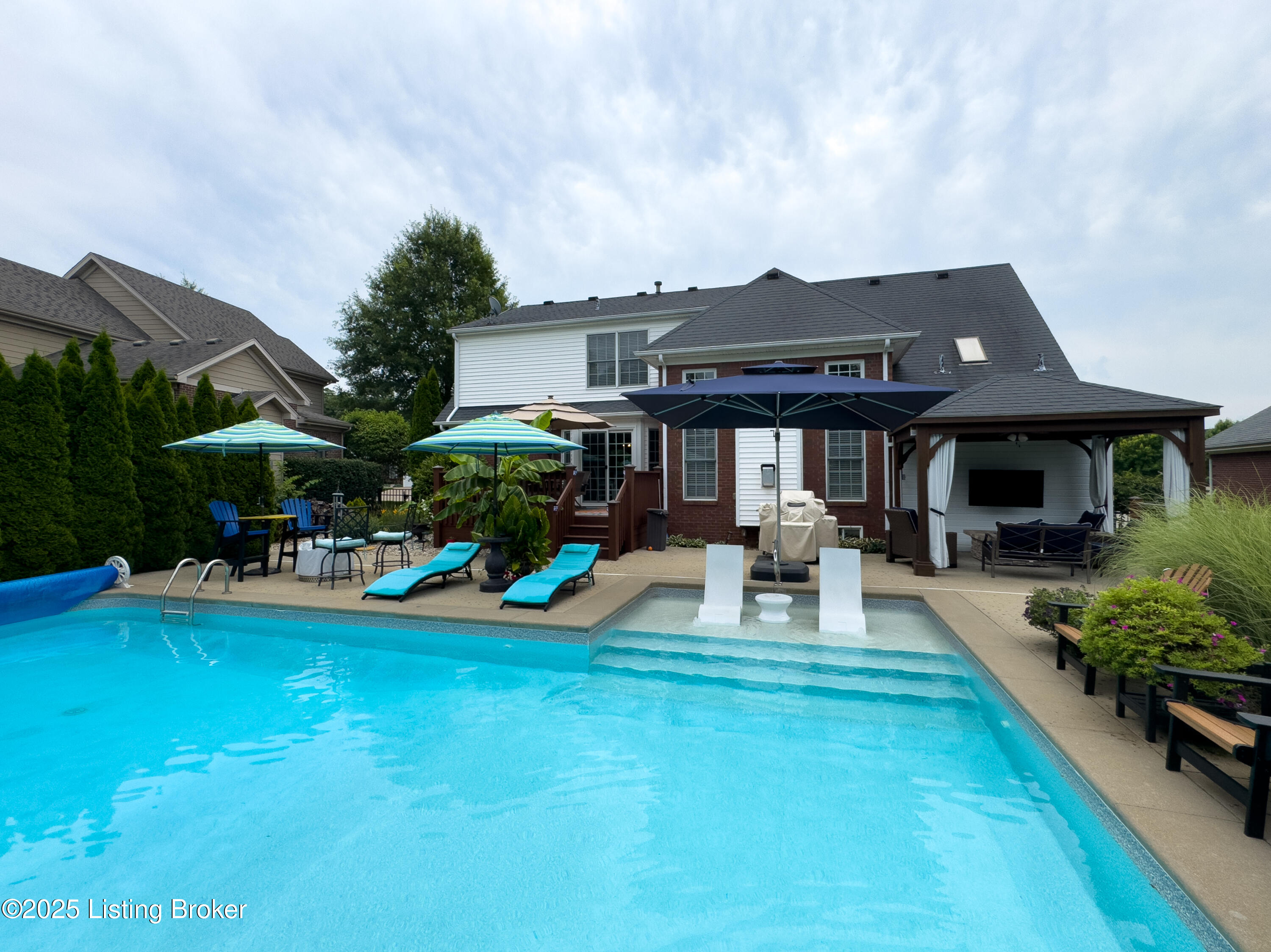 4901 Bridle Bend Way