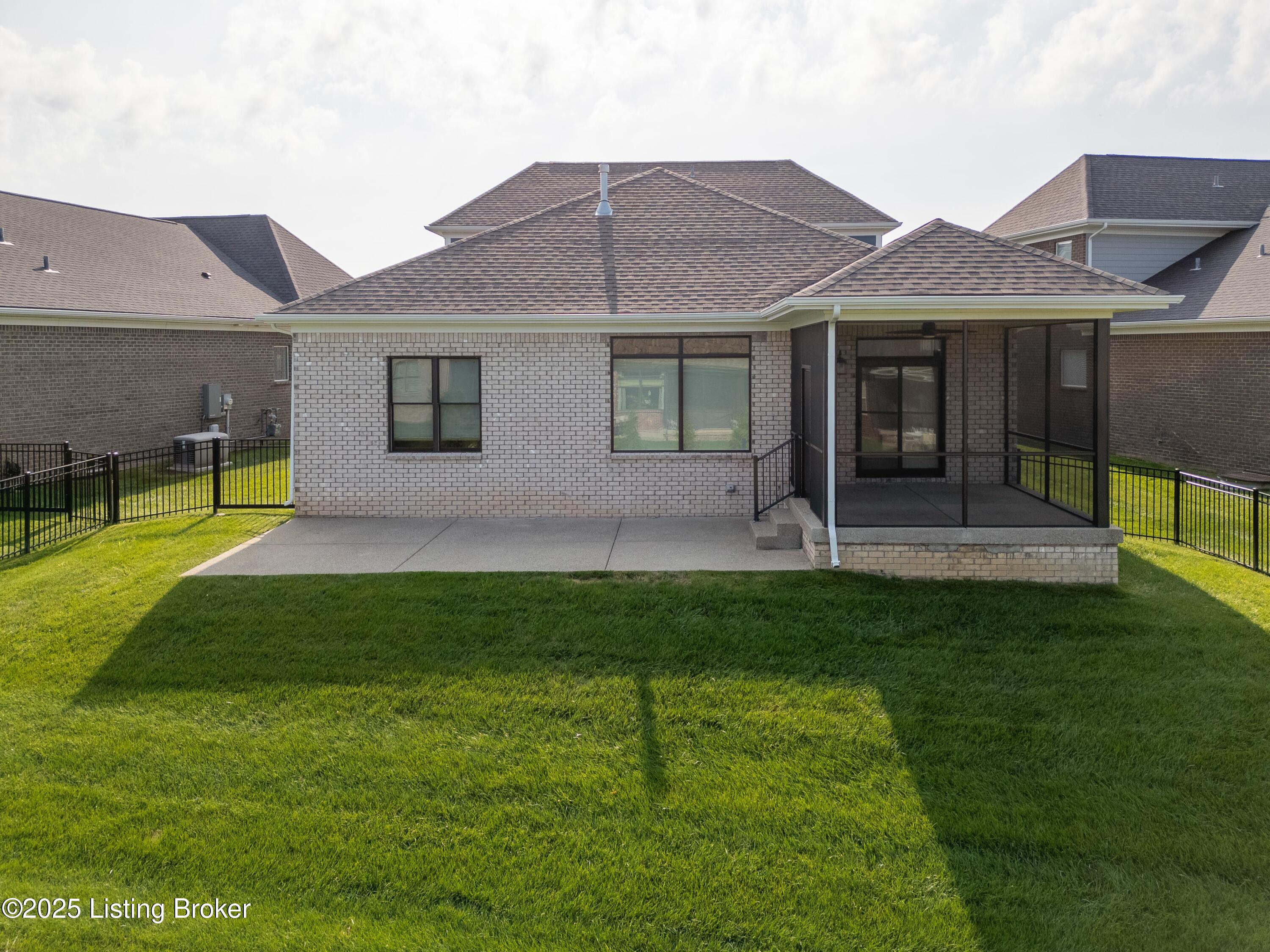 1286 Coolhouse Way