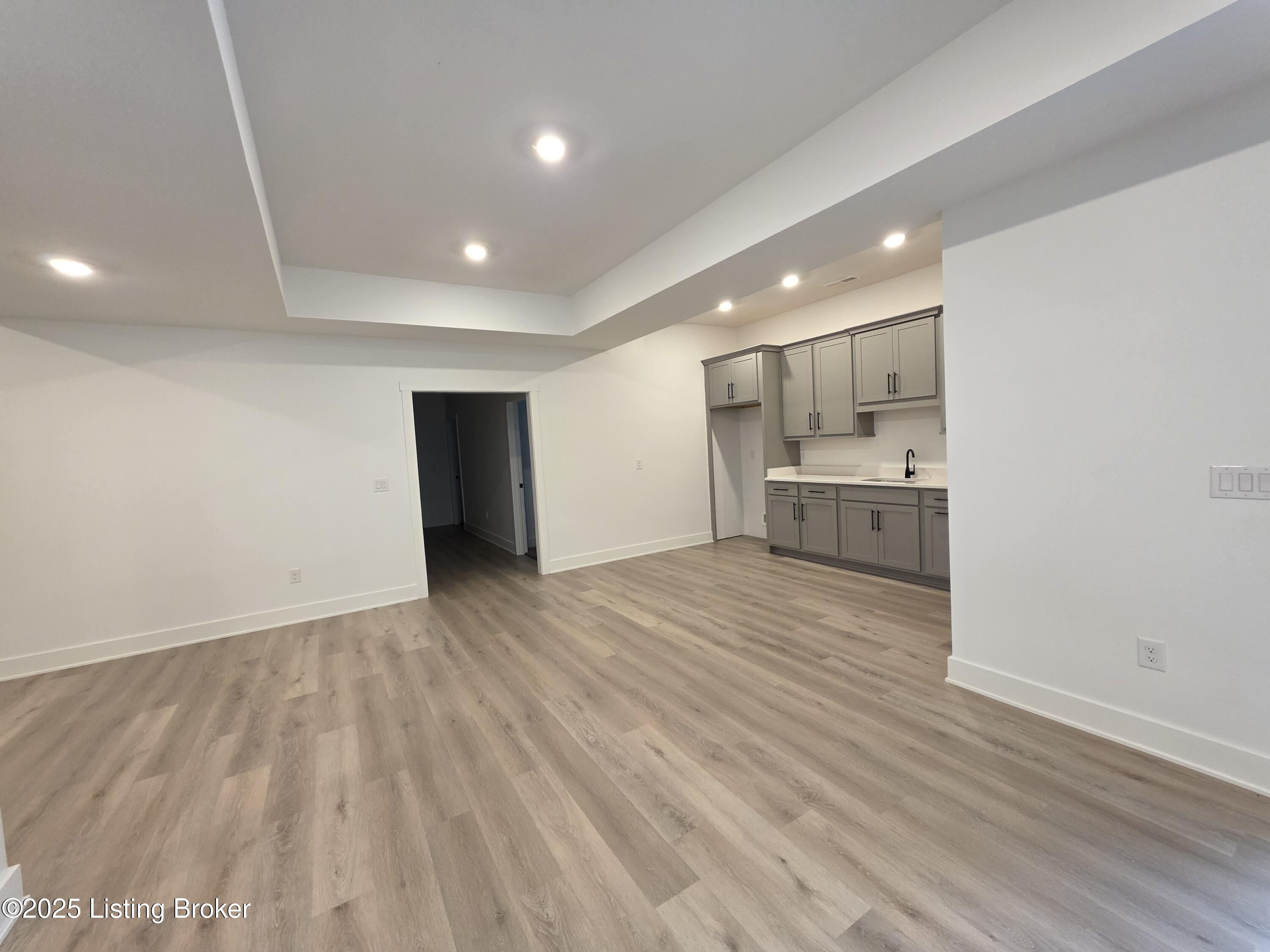 2034 Andres Way